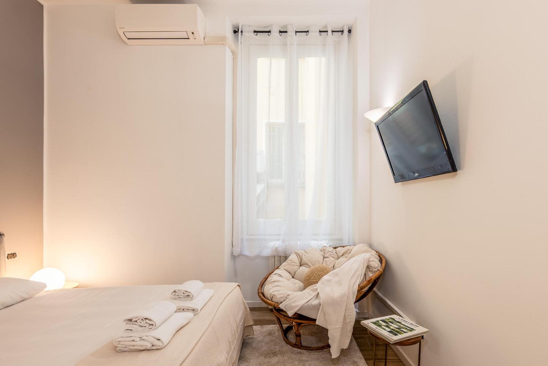 Apartment Elegant And Stylish Design In Brera Near The Metro Milan