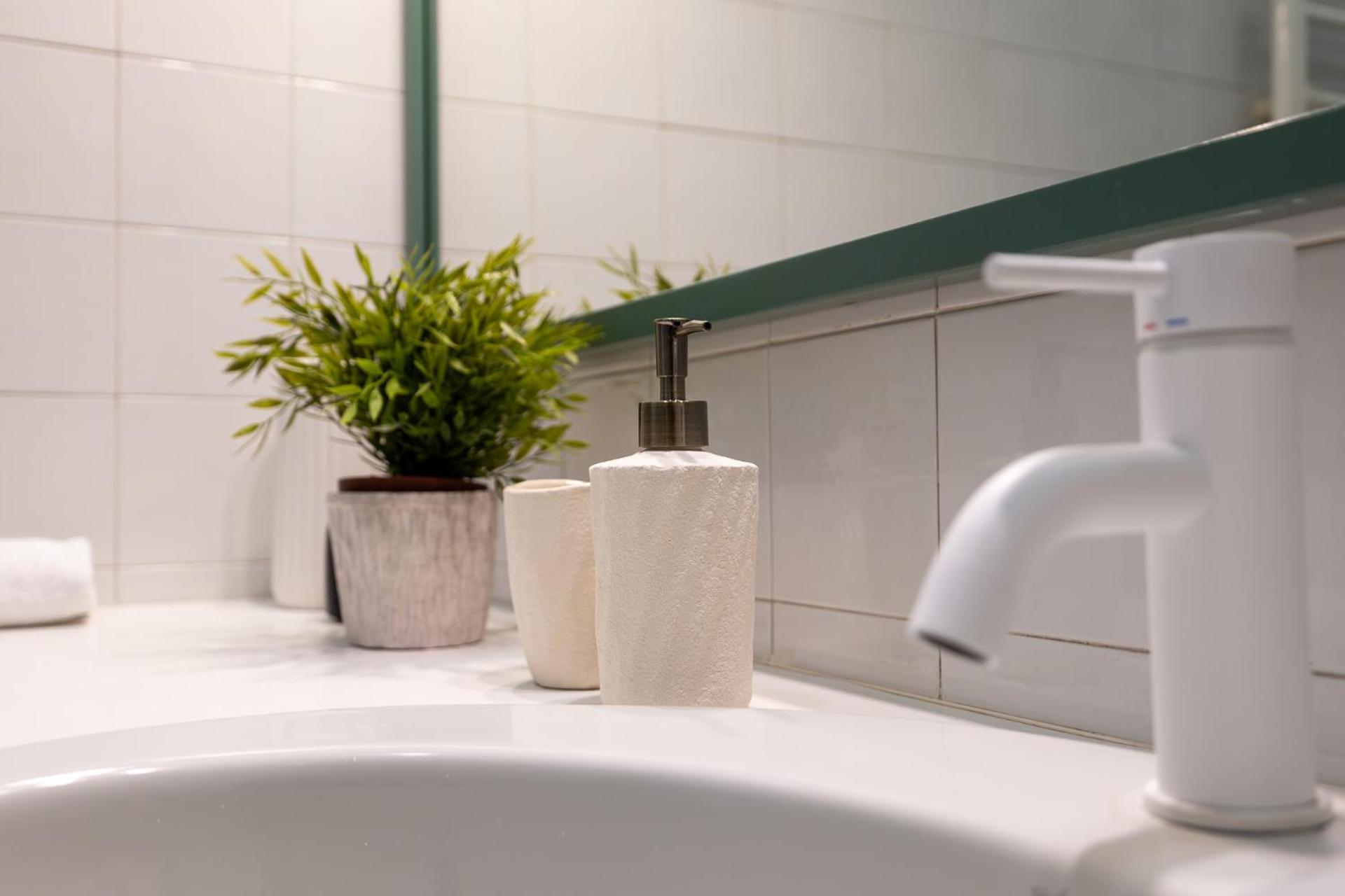 Elegant And Stylish Design In Brera Near The Metro * Milan