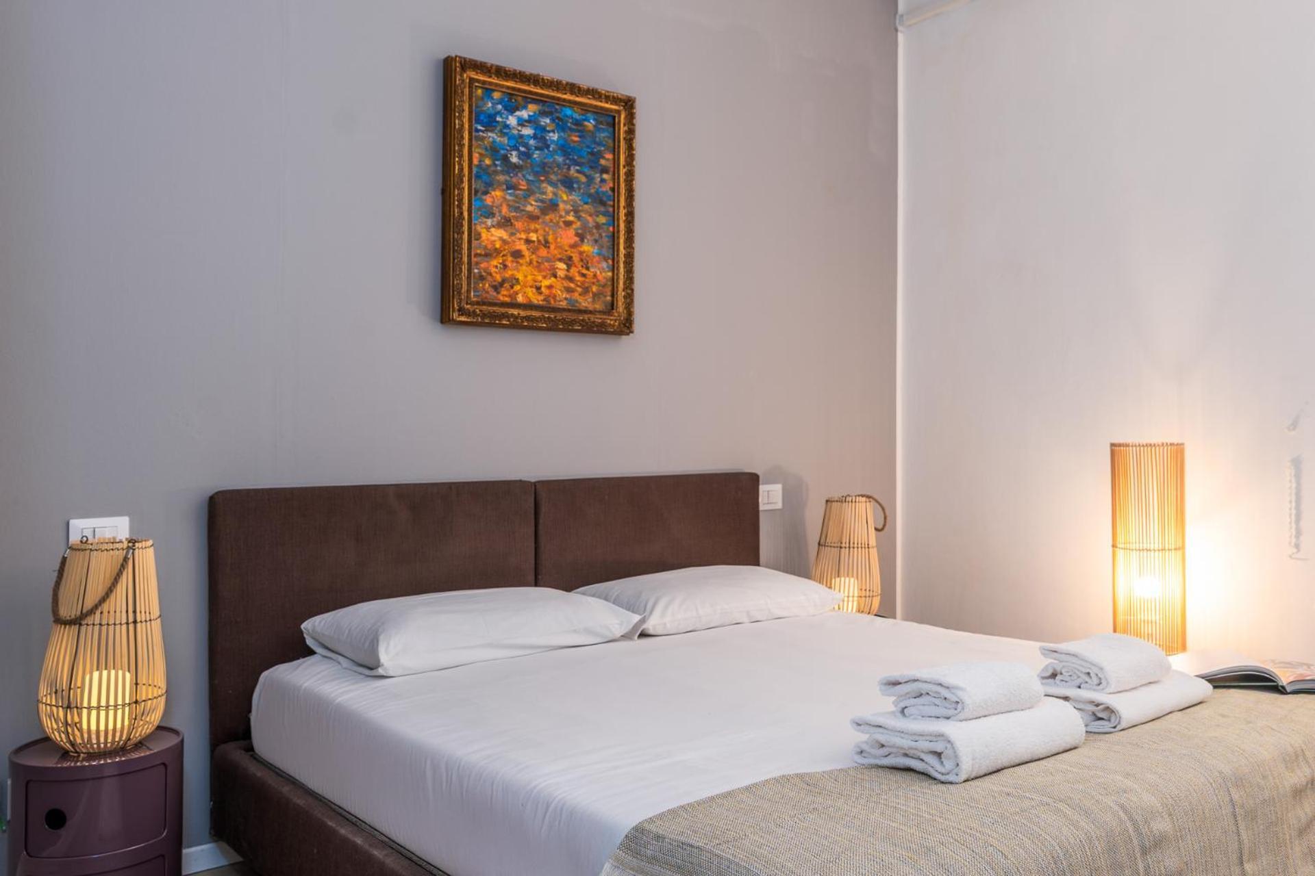 Elegant And Stylish Design In Brera Near The Metro Apartment