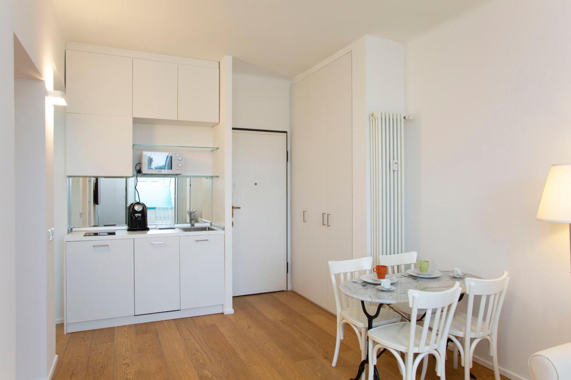 Apartment Exclusive Location, Cozy And Modern *