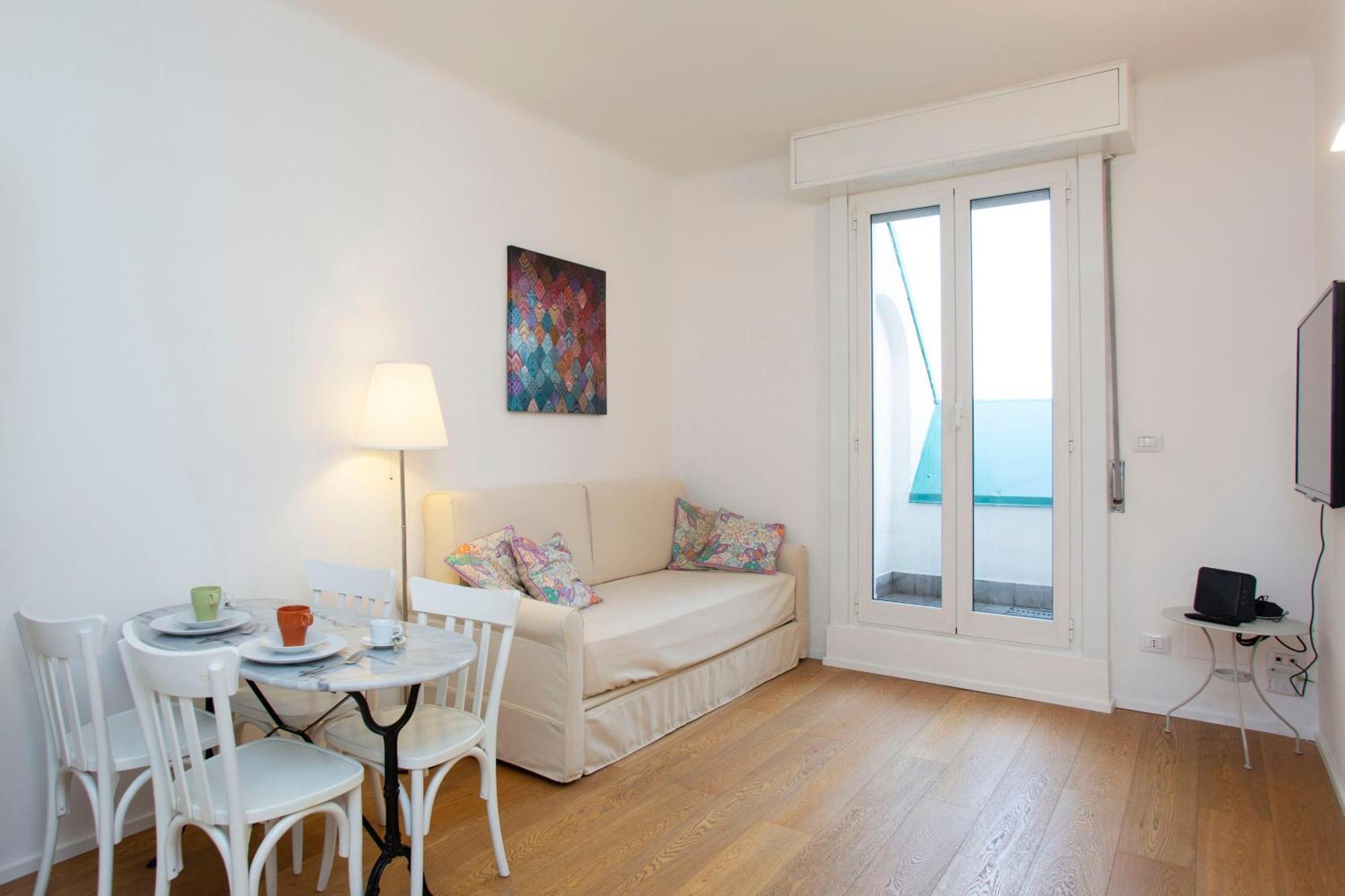 Apartment Exclusive Location, Cozy And Modern *