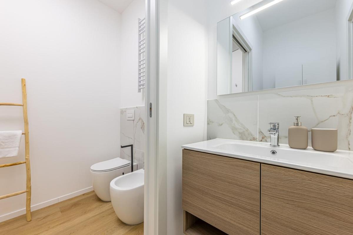 Olimpia - Prada Bocconi Ieo Apartment Milan