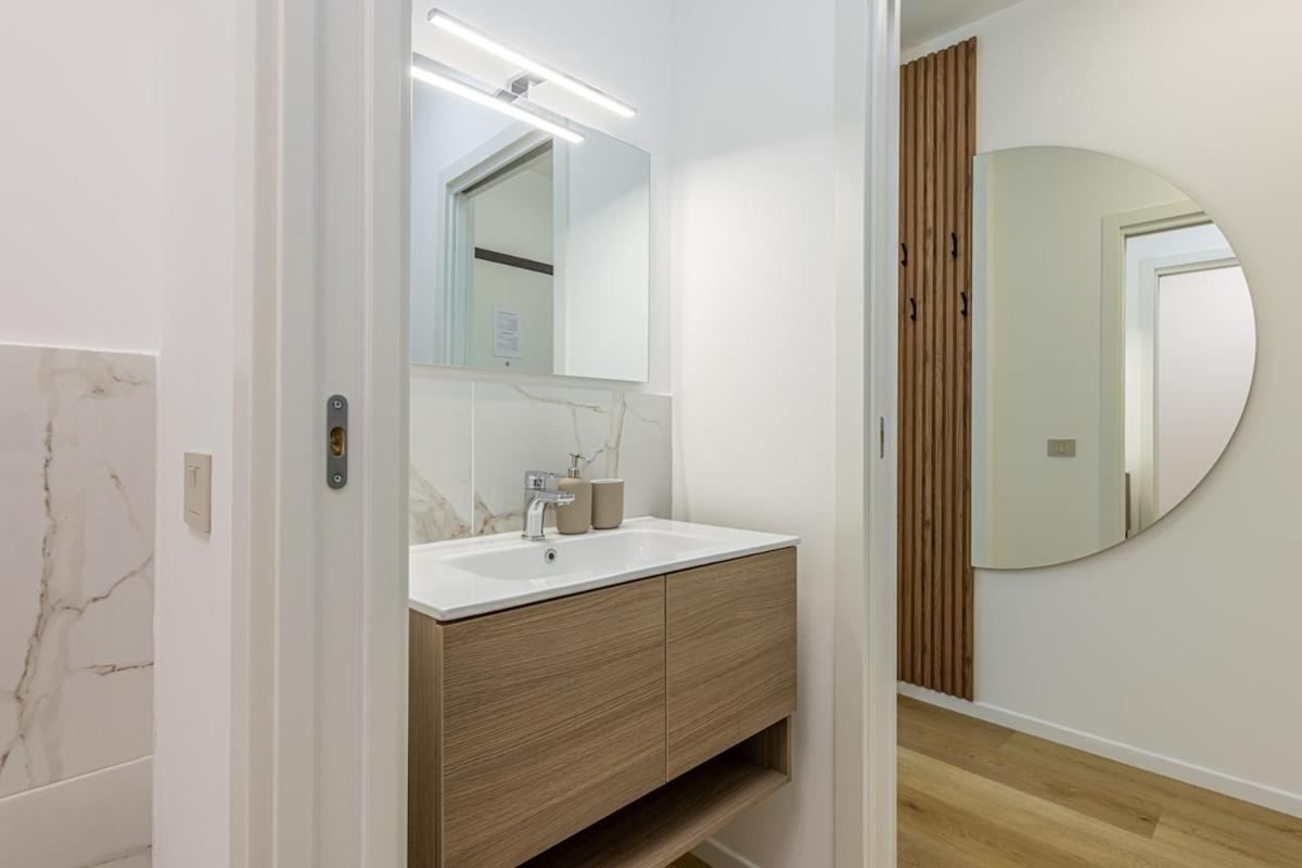Olimpia - Prada Bocconi Ieo Apartment Milan