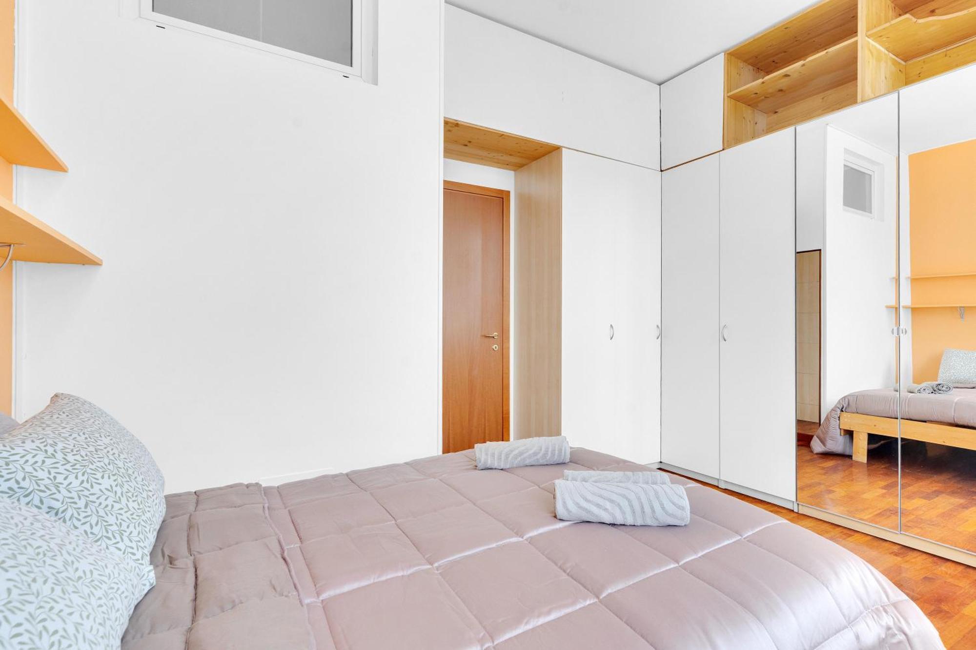 Apartment Ug10 -isola-bicocca - - - Milan
