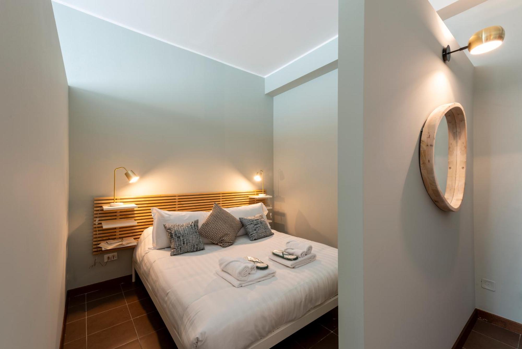 Apartment Bazzi, 49 - Bocconi Milan