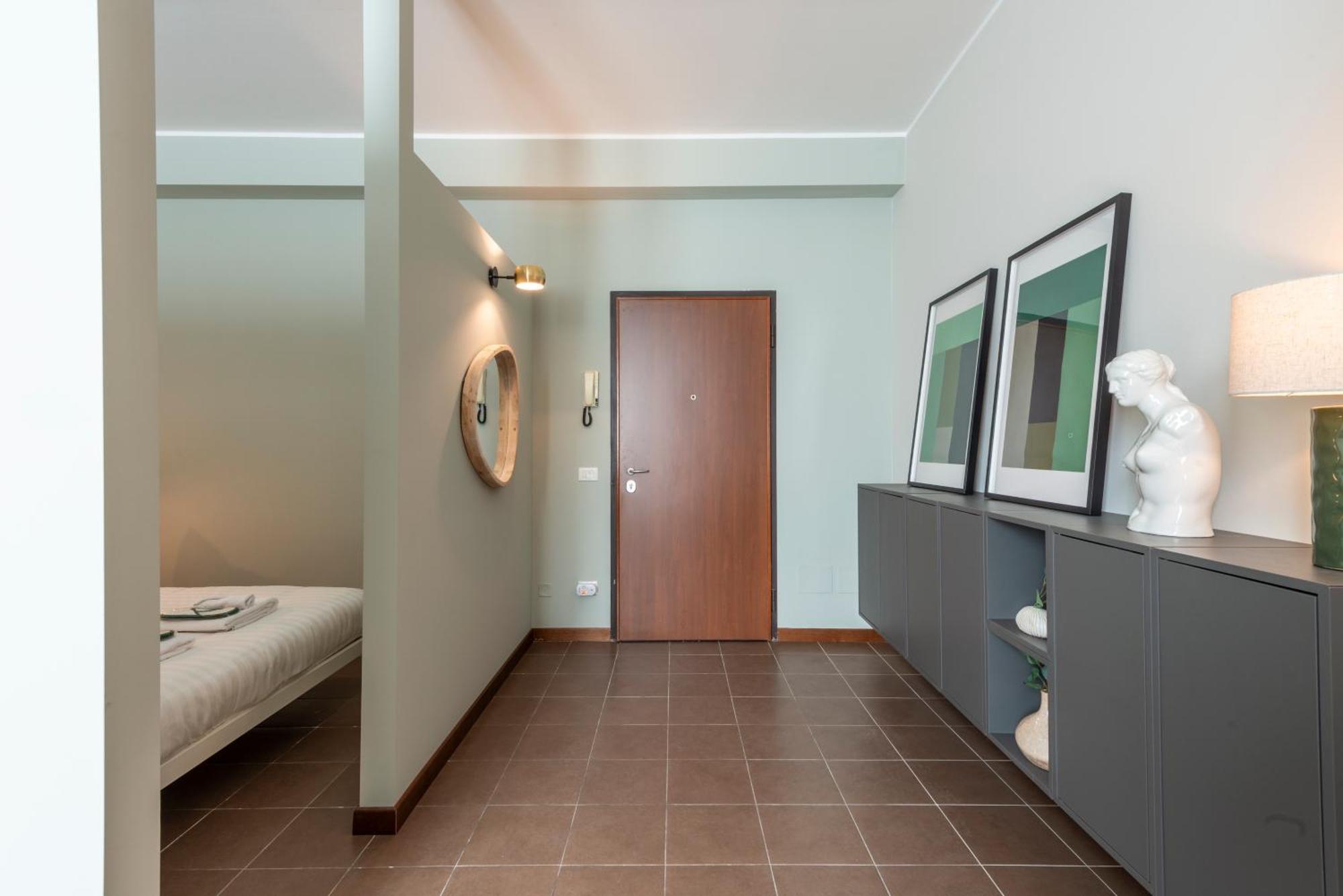 Bazzi, 49 - Bocconi Apartment
