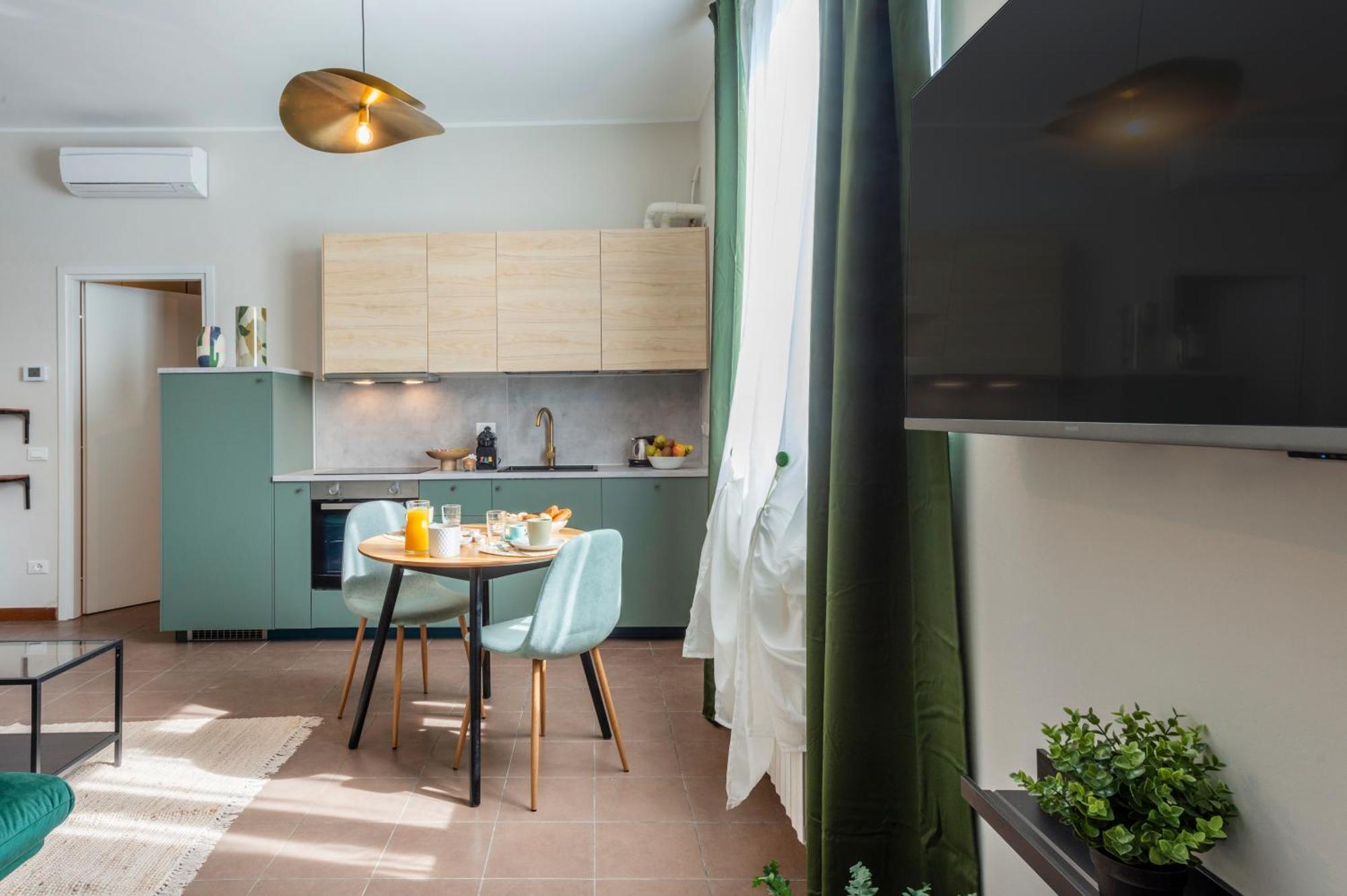 Bazzi, 49 - Bocconi Apartment