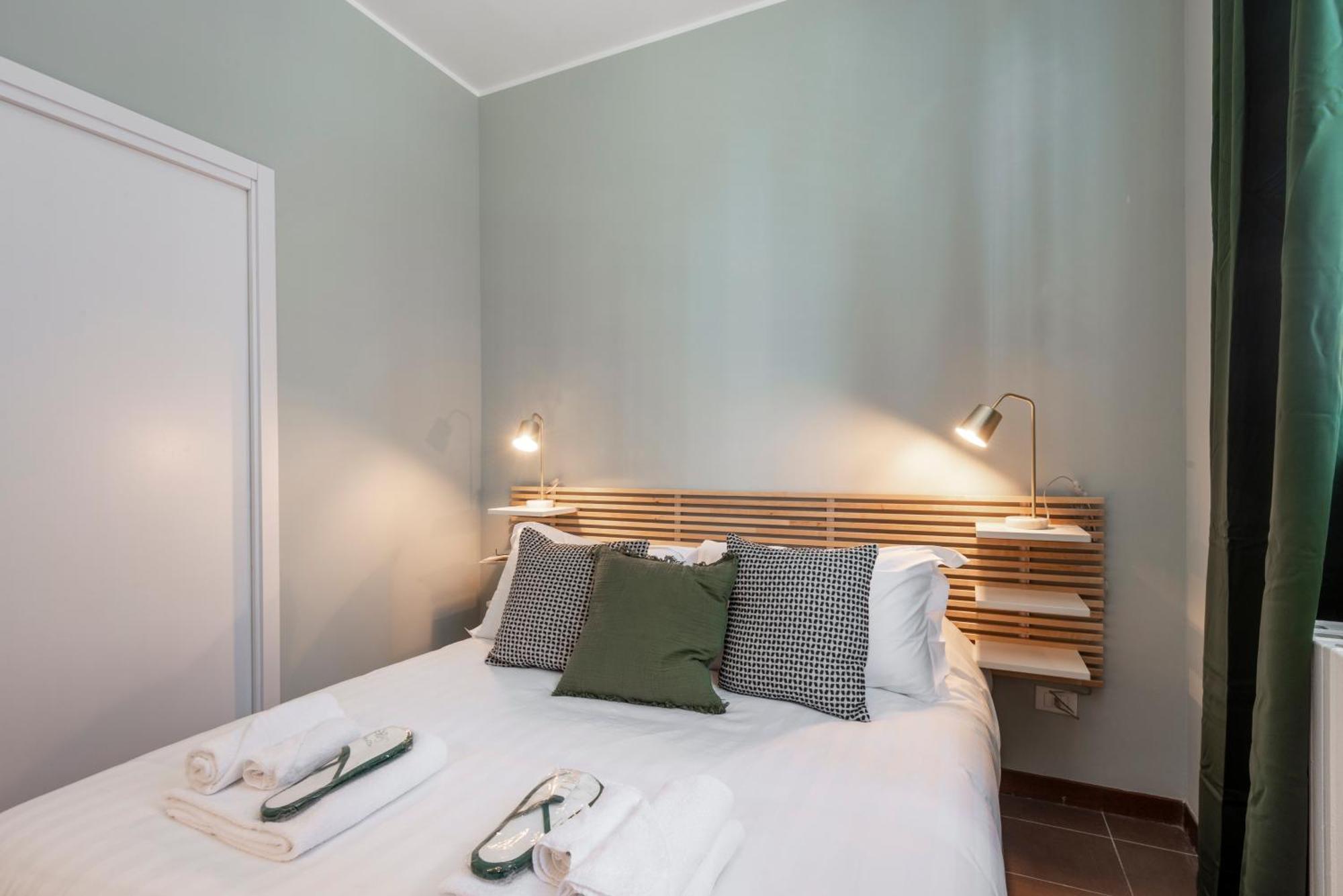 Apartment Bazzi, 49 - Bocconi Milan