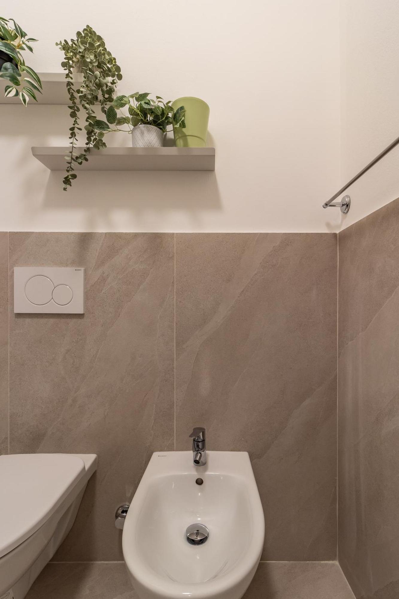 Apartment Melchiorre Gioia 67 Milan
