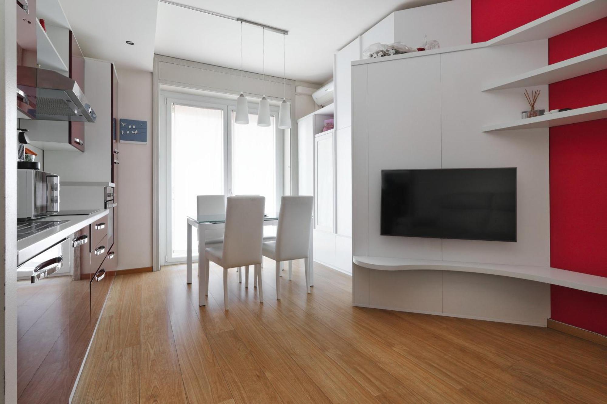 Sunny Hideaway Apartment *