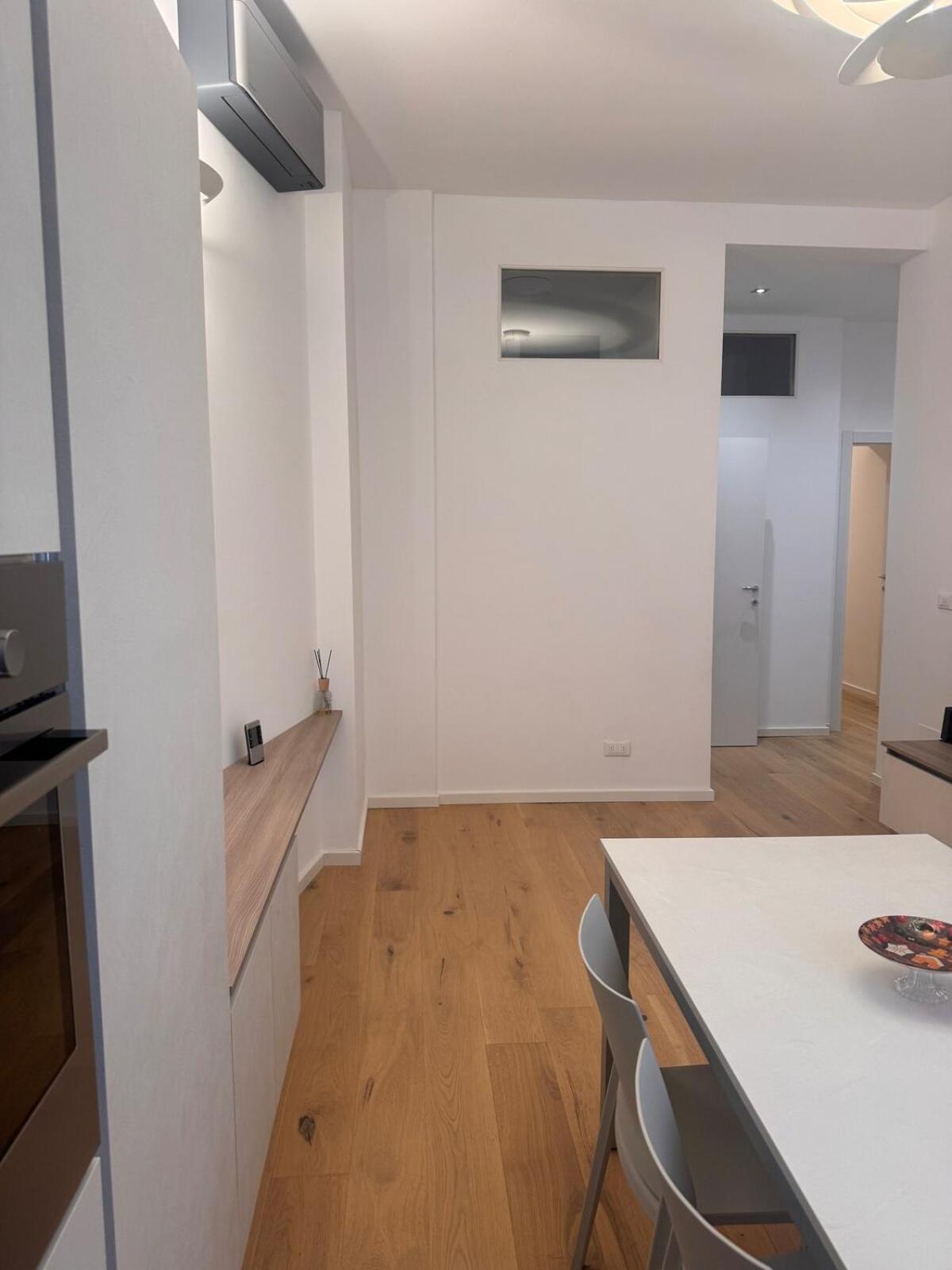Porta Romana - Luminoso Bilocale Apartamento Milão