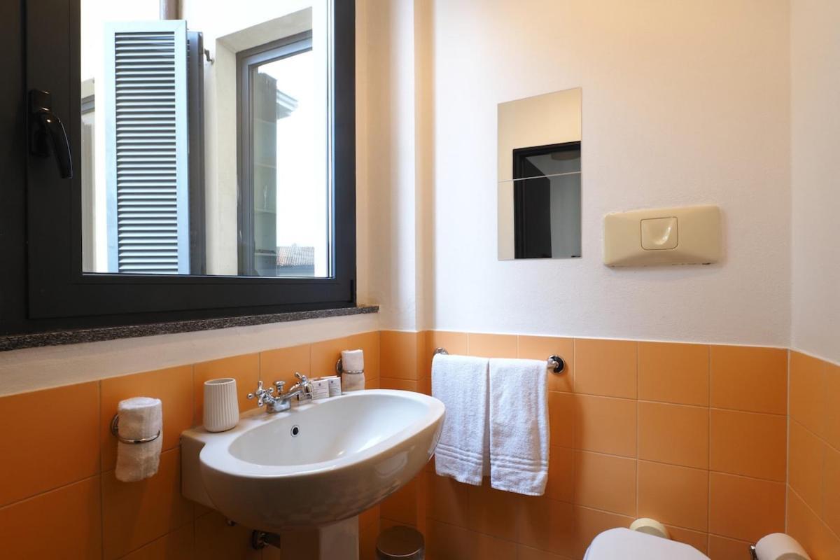 Apartment Interior 900 - 4th Floor - Duomo - Missori