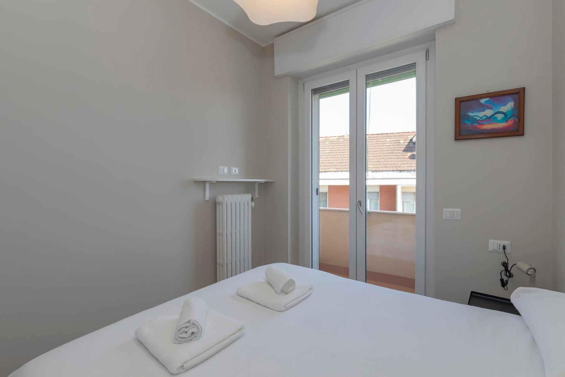 I Host - Coni Zugna 58 *