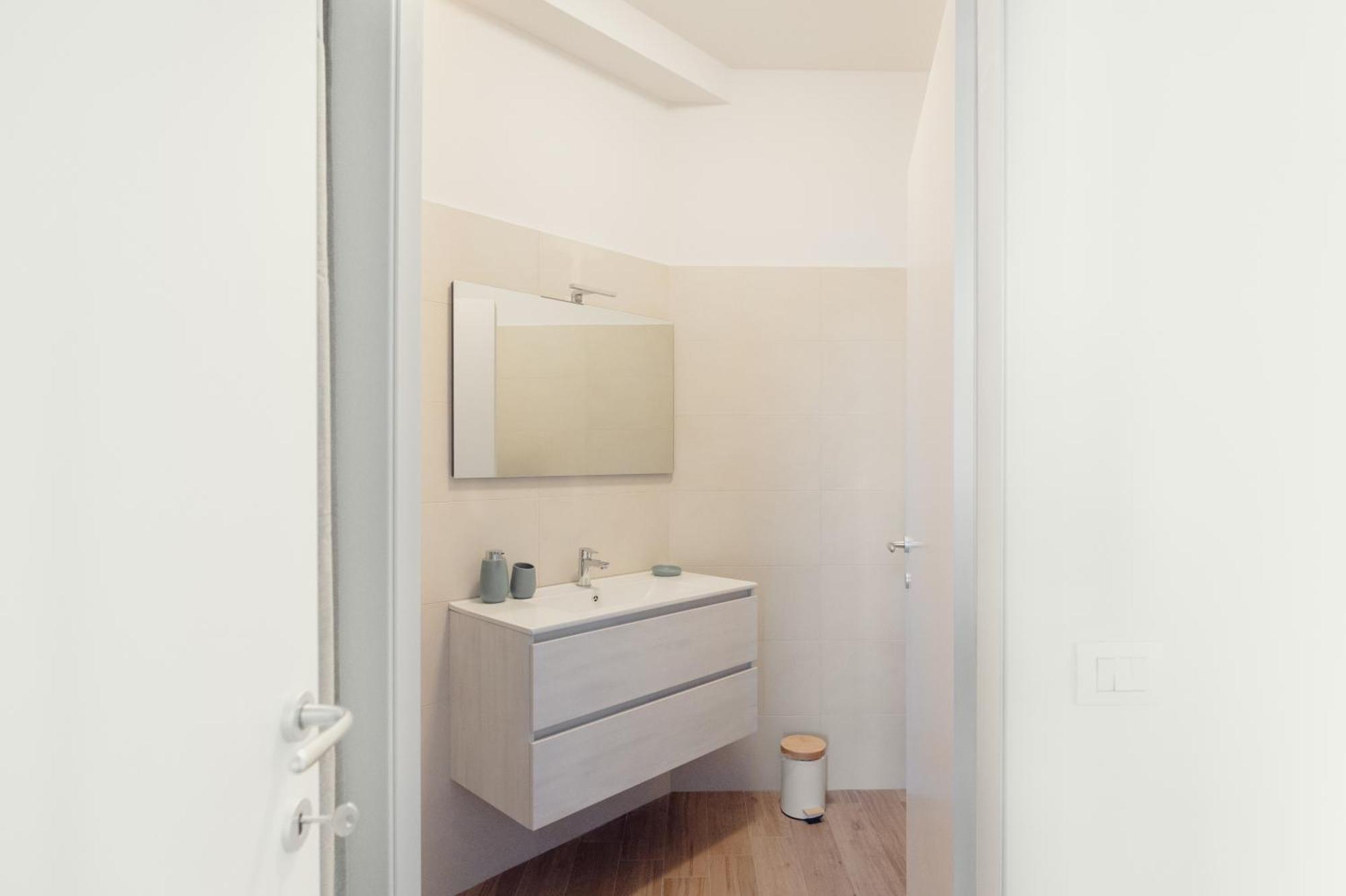 Gohost - Cozy And Bright Flat Near The Navigli Apartment