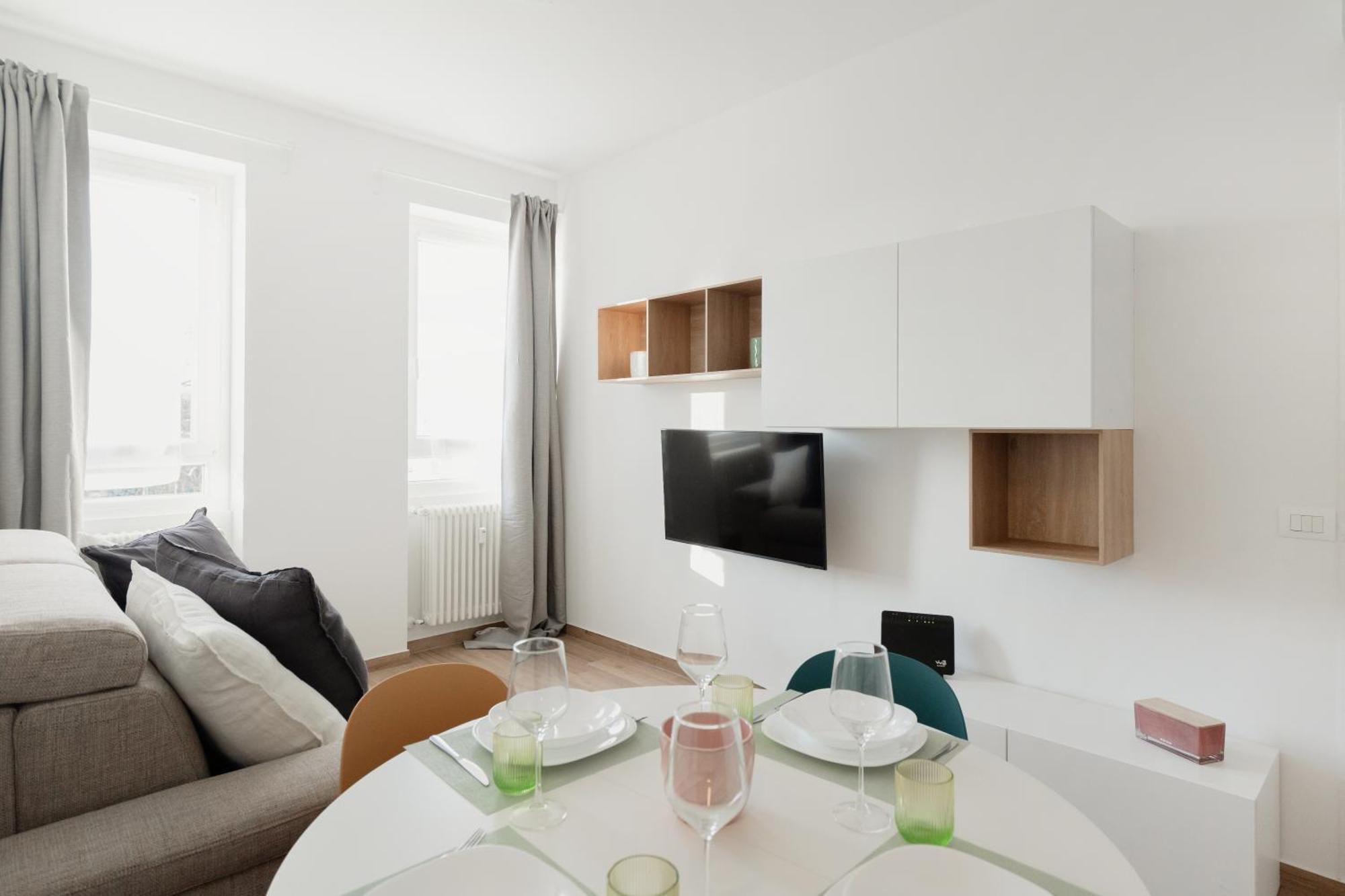 Gohost - Cozy And Bright Flat Near The Navigli