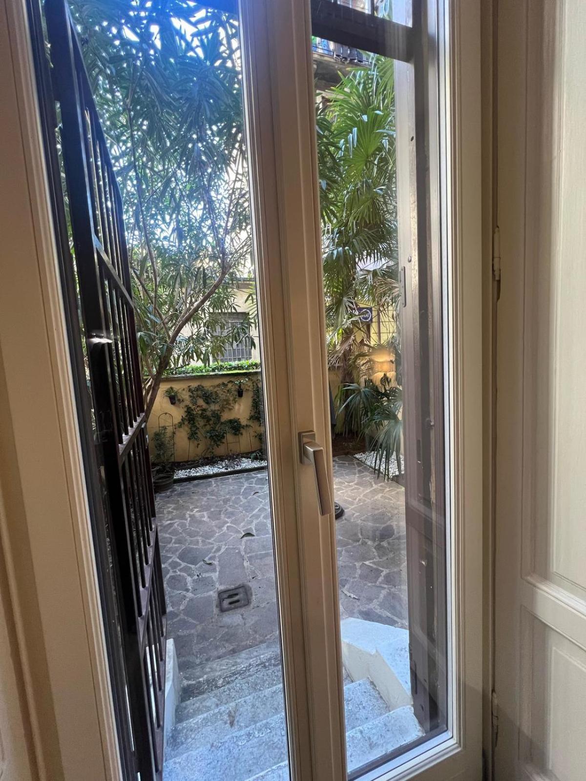 Con Giardino Privato Appartamento Milano