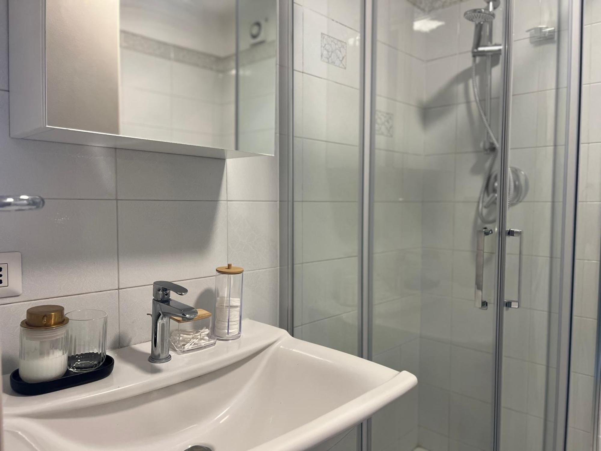 Apartment Grazioso Appartamento A Due Passi Da Bocconi E Magazzini Generali *