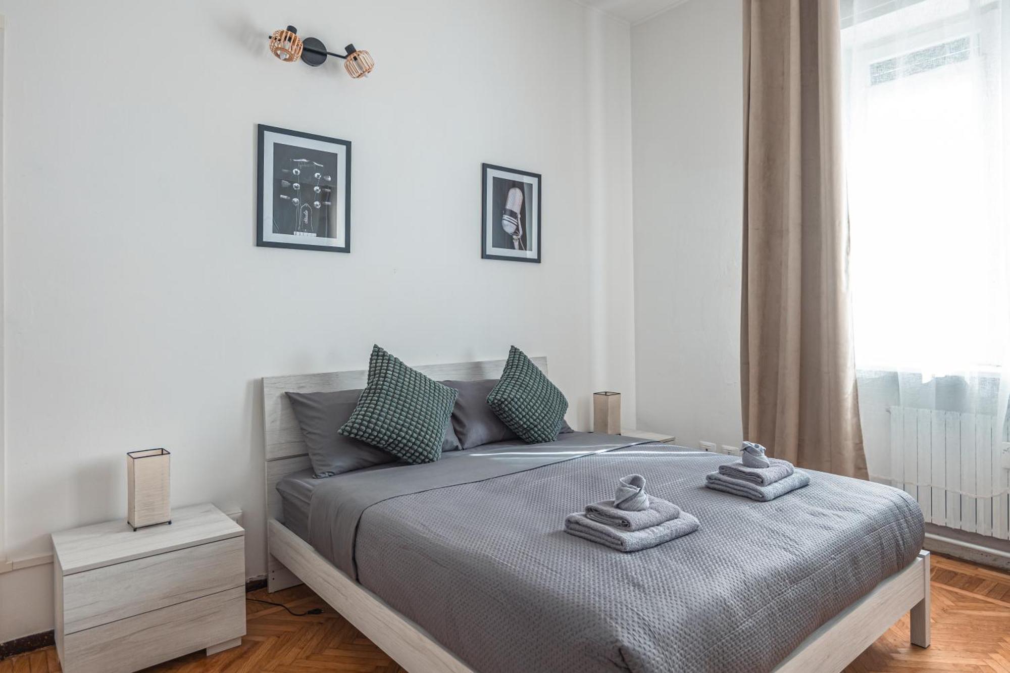 'music Home' 15mincentral Station - Forum Assago - Duomo * Milan