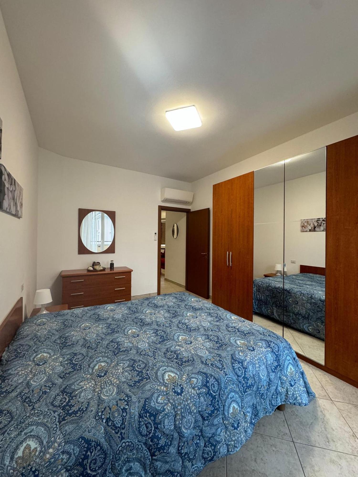 Duomo-centro Apartamento Milão