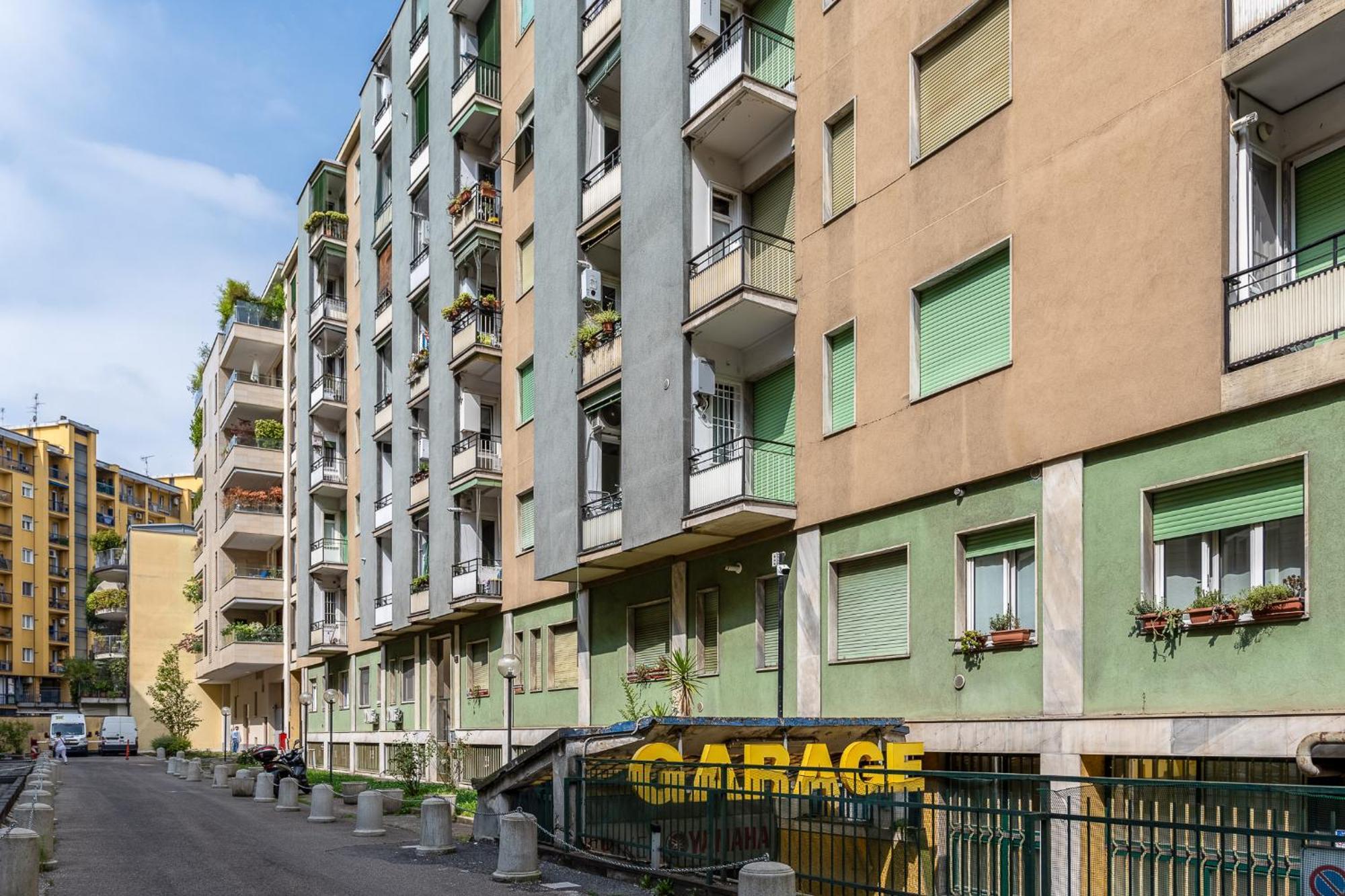 Apartment Mac Mahon 9 *
