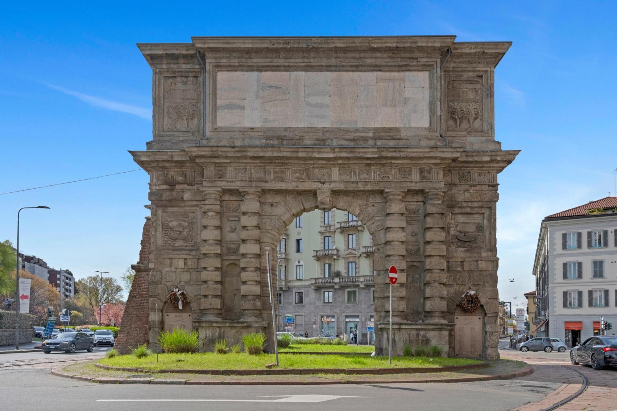 Porta Romana - Qc Terme, 10min Duomo Apartamento *