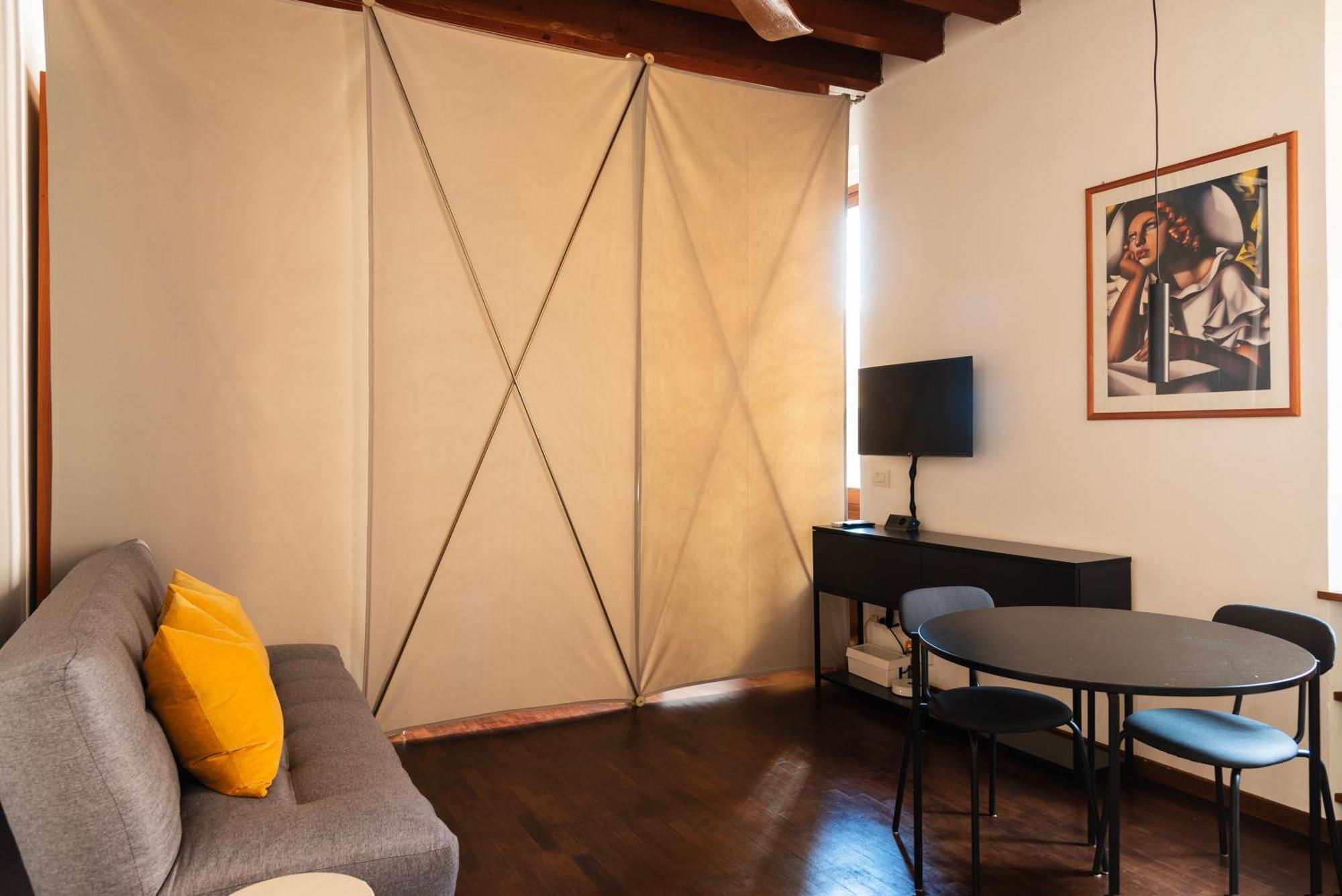 Apartment Youhosty - Anfiteatro 12 Milan