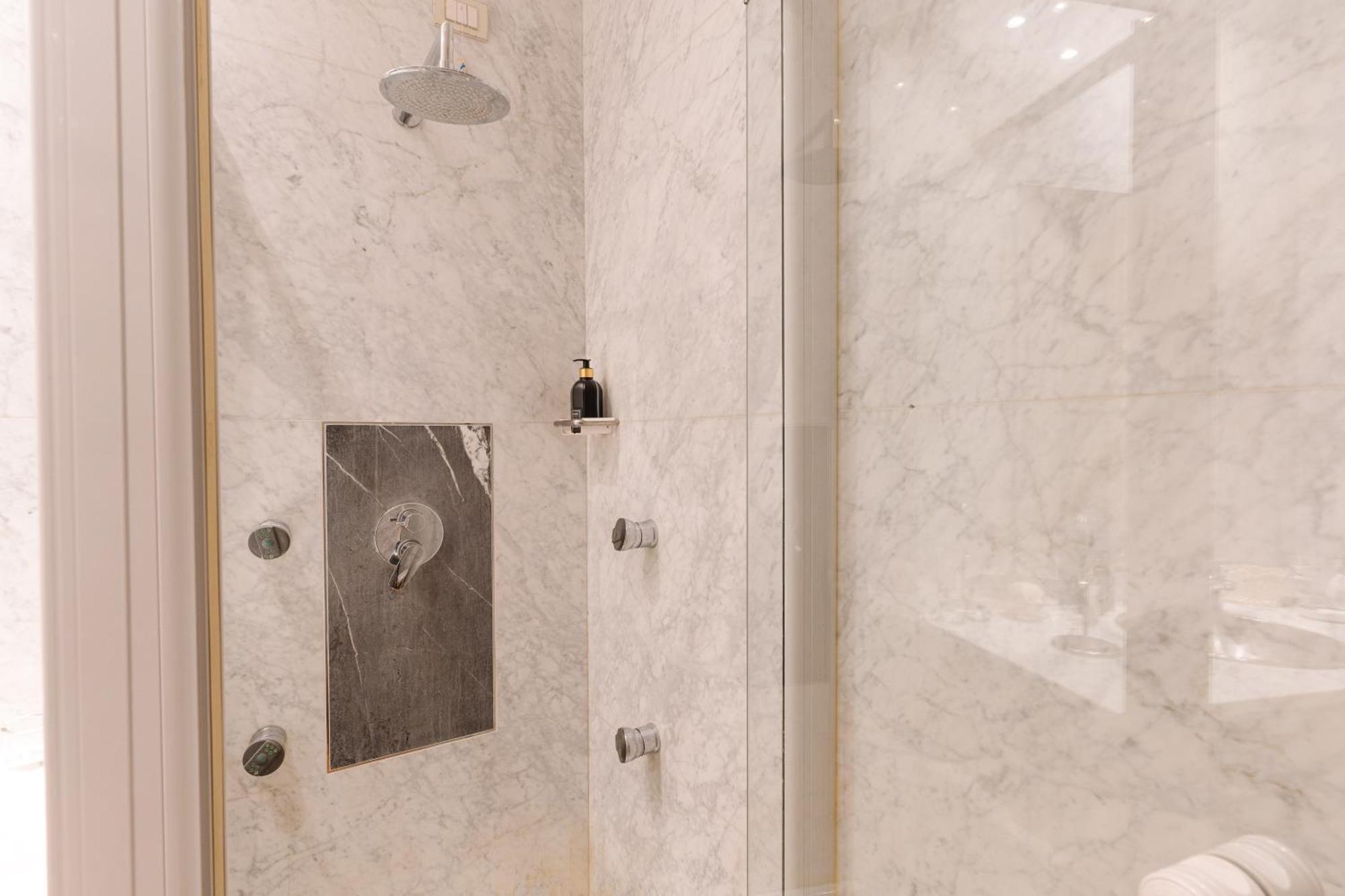 Apartment Youhosty - Brera 17 Milan