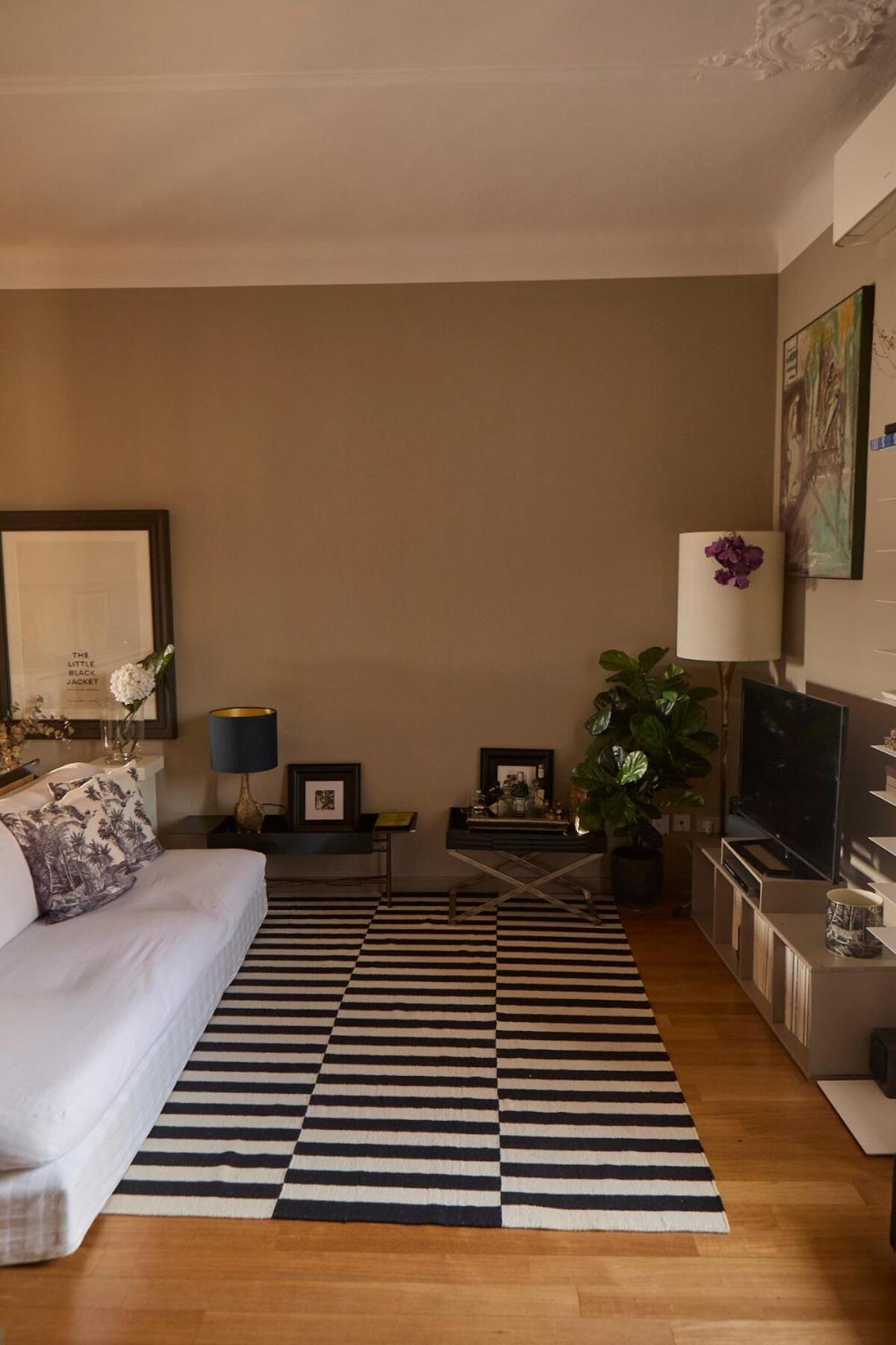Signature Apartment