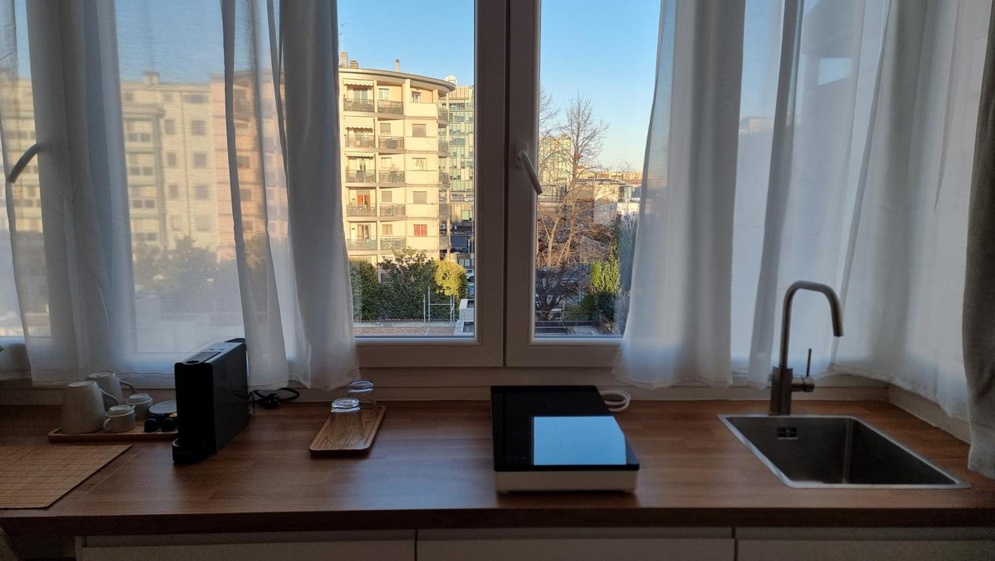 Luminoso Monolocale Mm3 Dergano Sky Legnone Apartment *