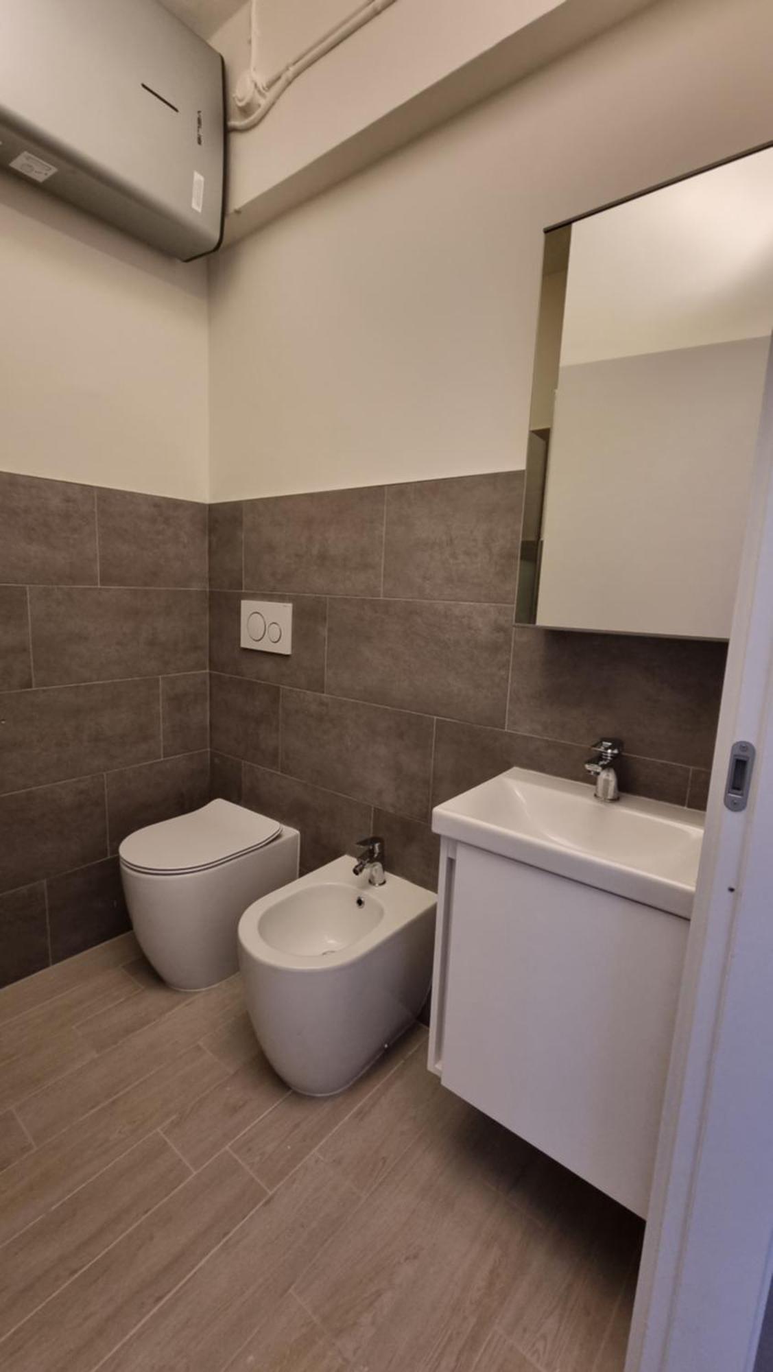 Luminoso Monolocale Mm3 Dergano Sky Legnone * Milan