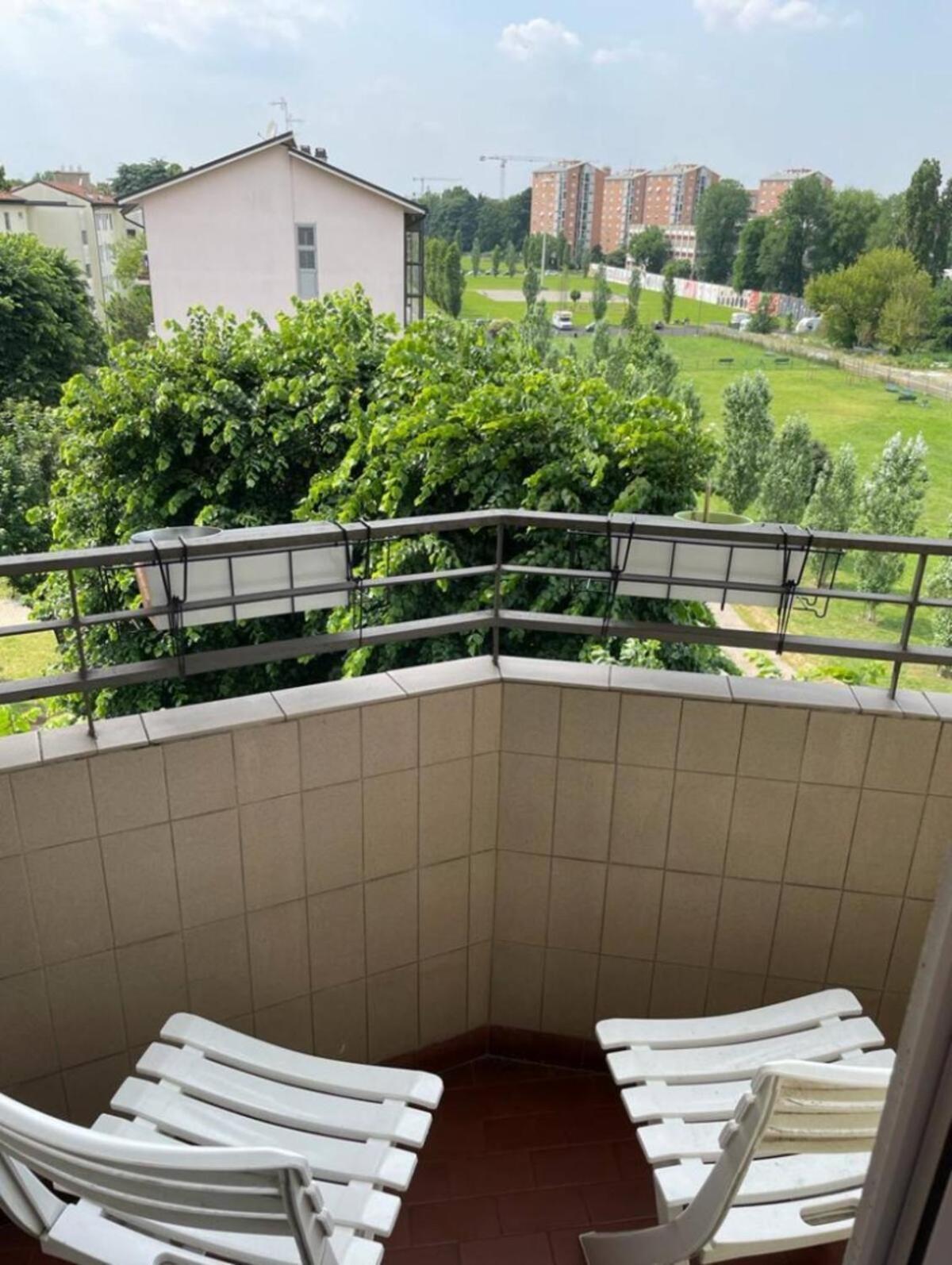 Stanza In Luminoso E Silenzioso Homestay Milan