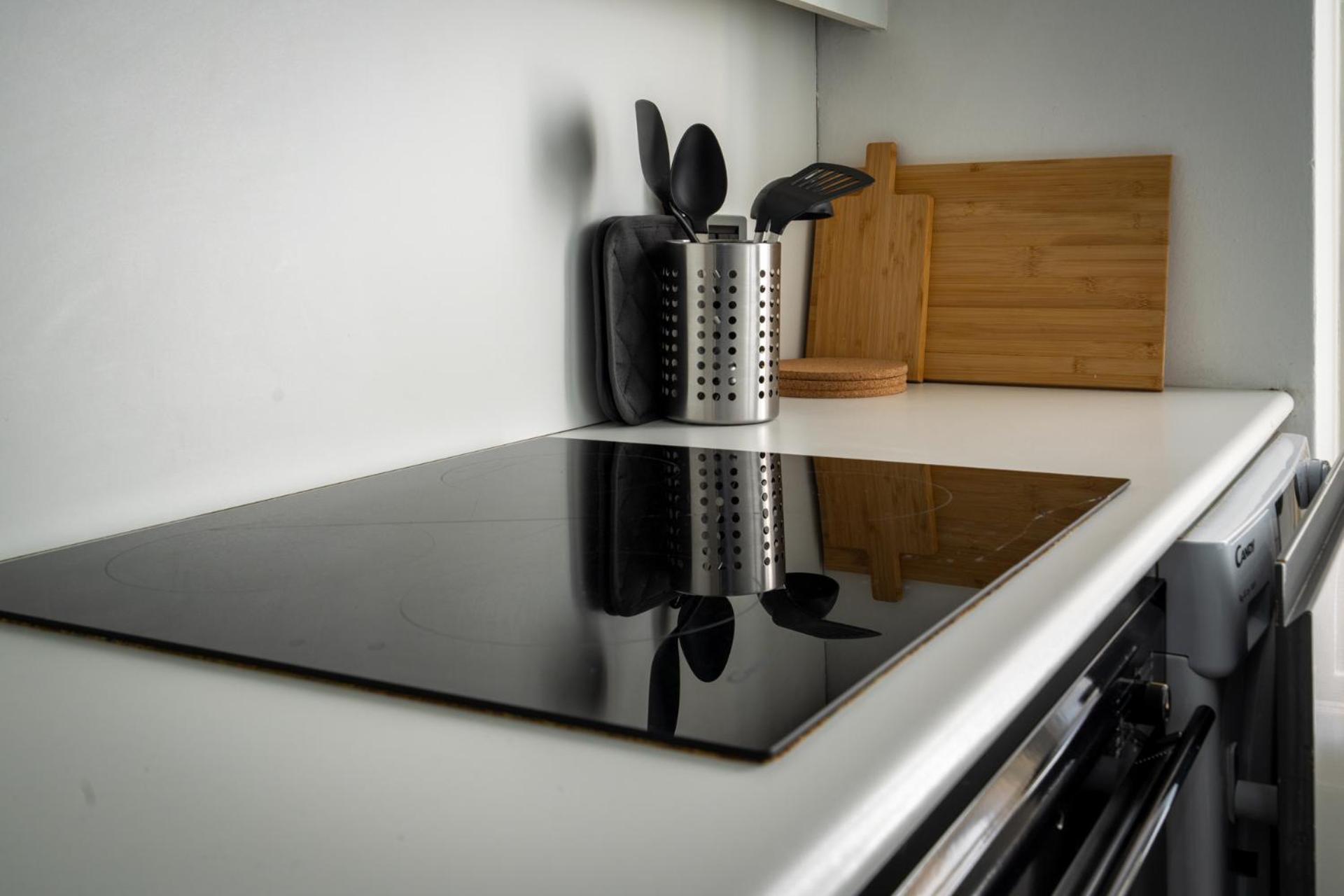 Italianflat - Spacious 3 Bedroom With Balcony San Babila Area Apartment *