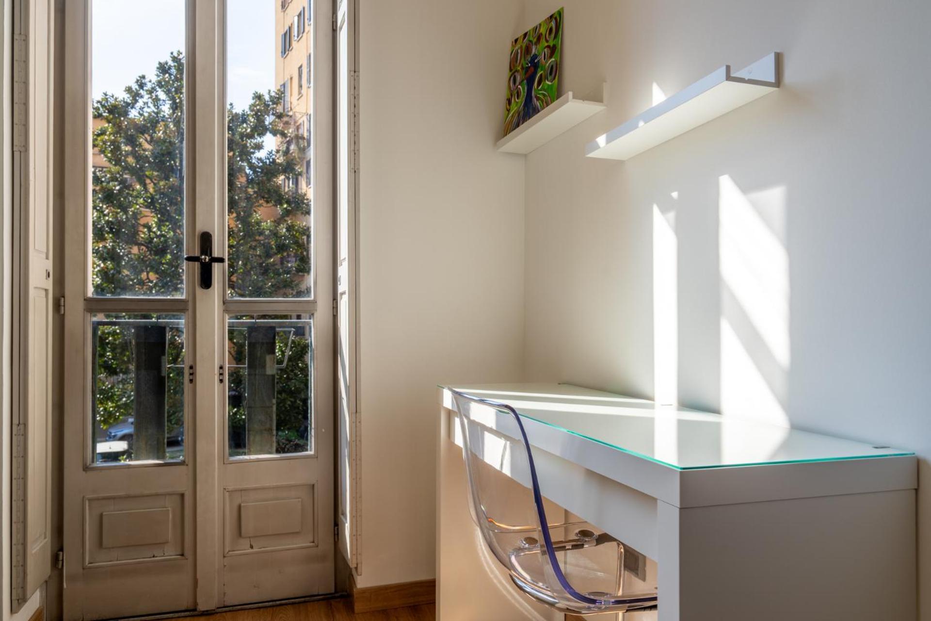 Apartment Italianflat - Spacious 3 Bedroom With Balcony San Babila Area Milan