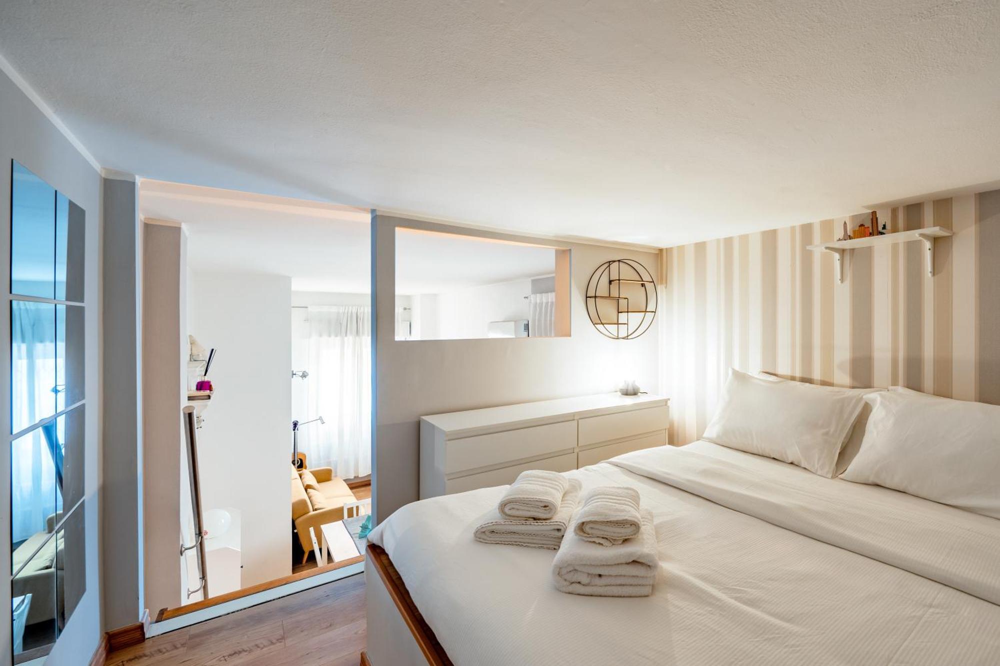 Need Is Loft Apartamento *