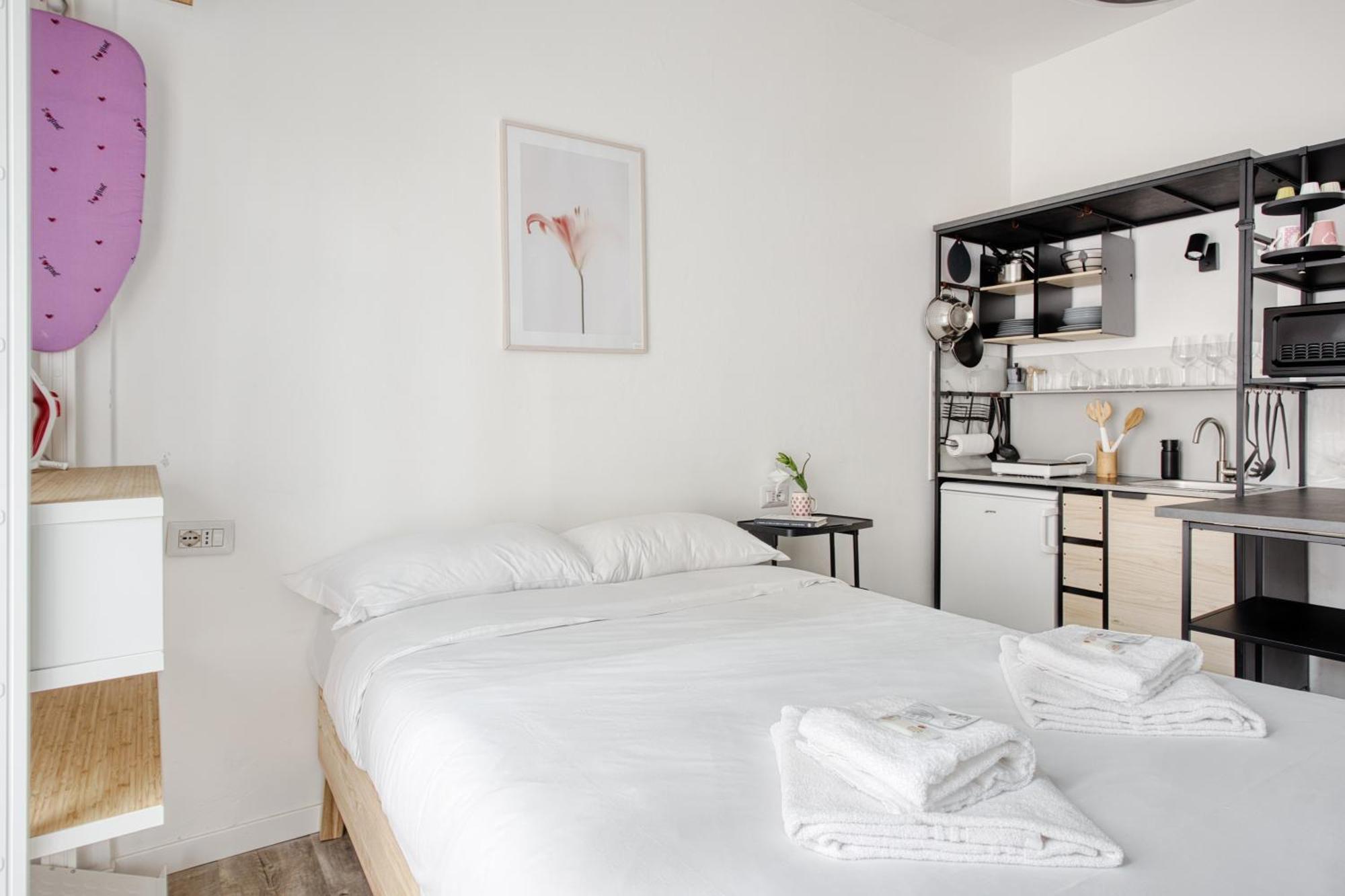 Joivy Elegant Double Near Subway Station *