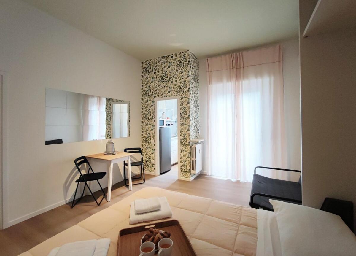 Station- Modern Apartment Milan