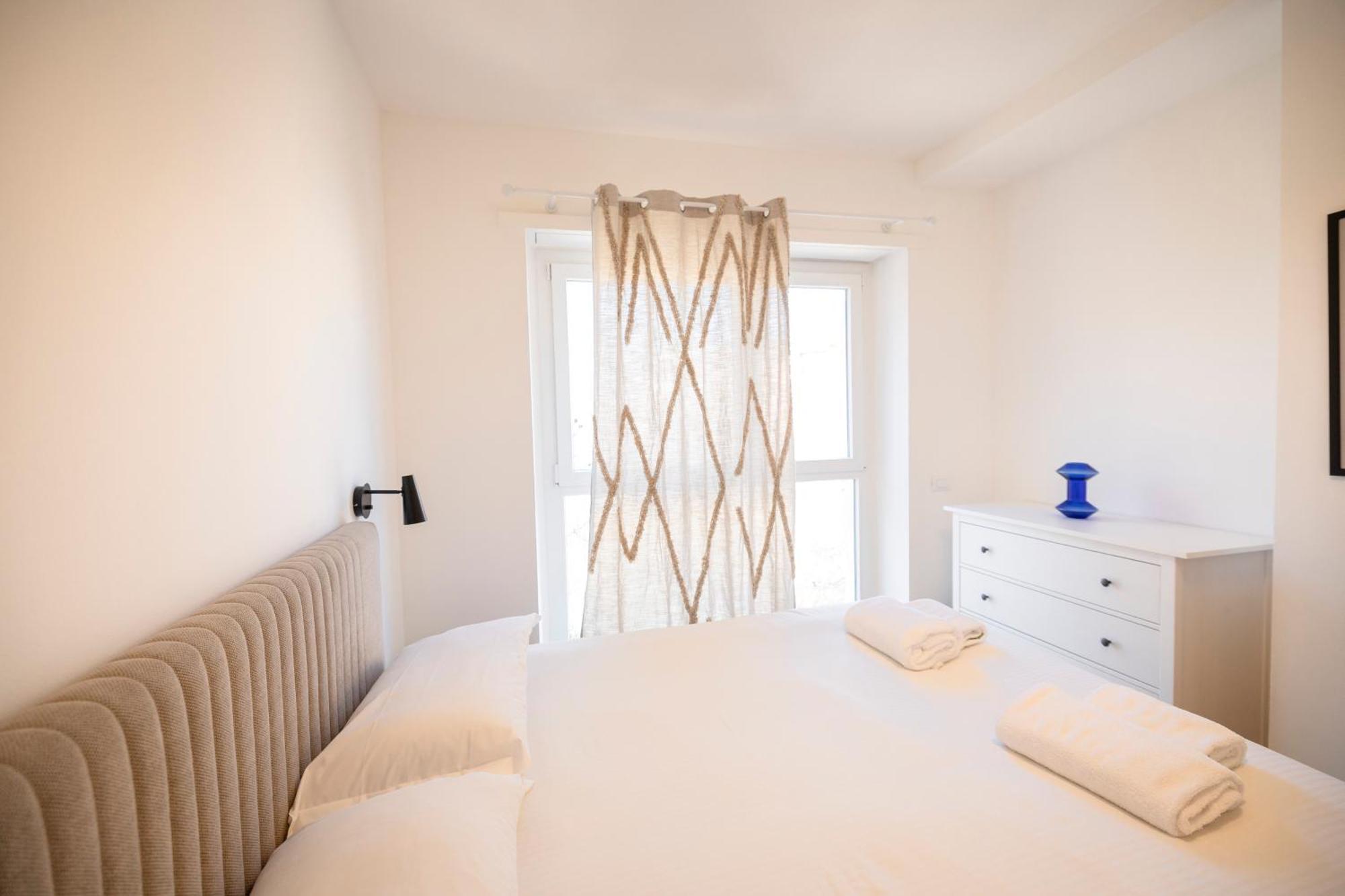 Moderno Bilocale In Zona Monumentale-cenisio Apartment