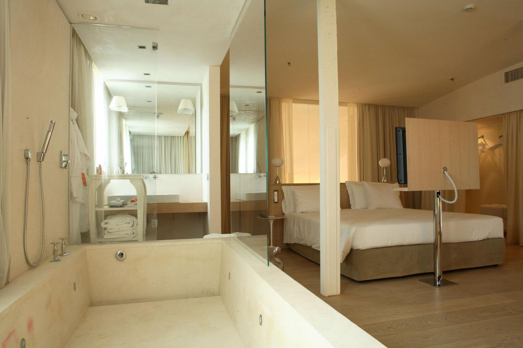 Hotel Nhow