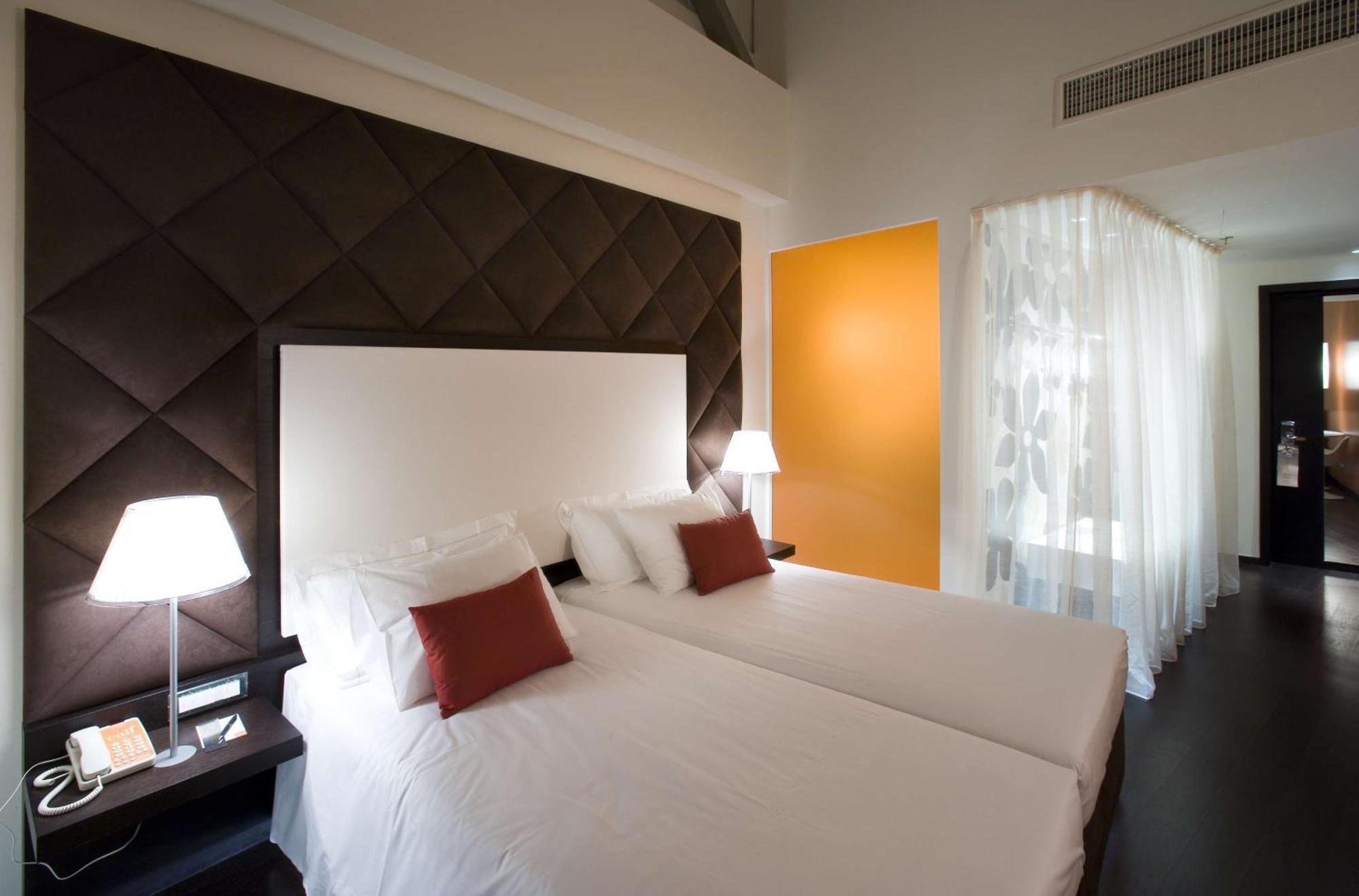 Nhow Hotel 4*
