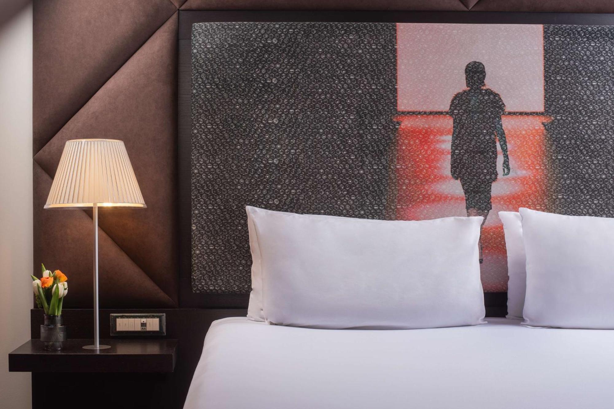 Nhow Hotel 4*