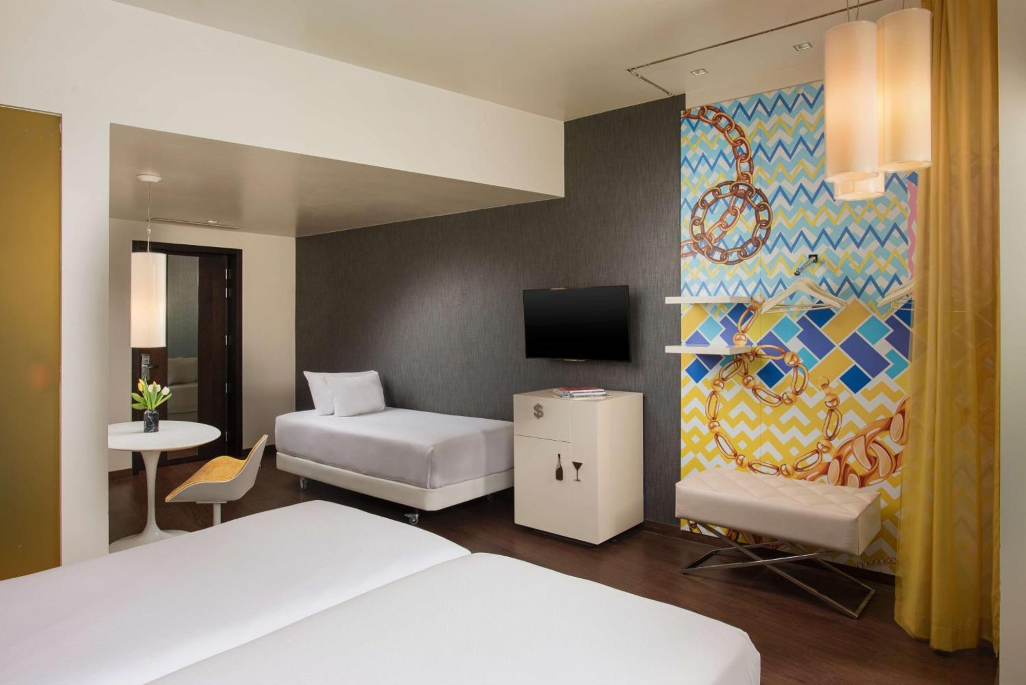 Hotel Nhow