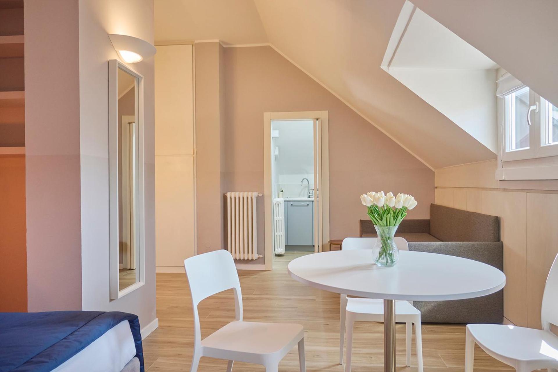 Retreats Duomo Apartment Milan