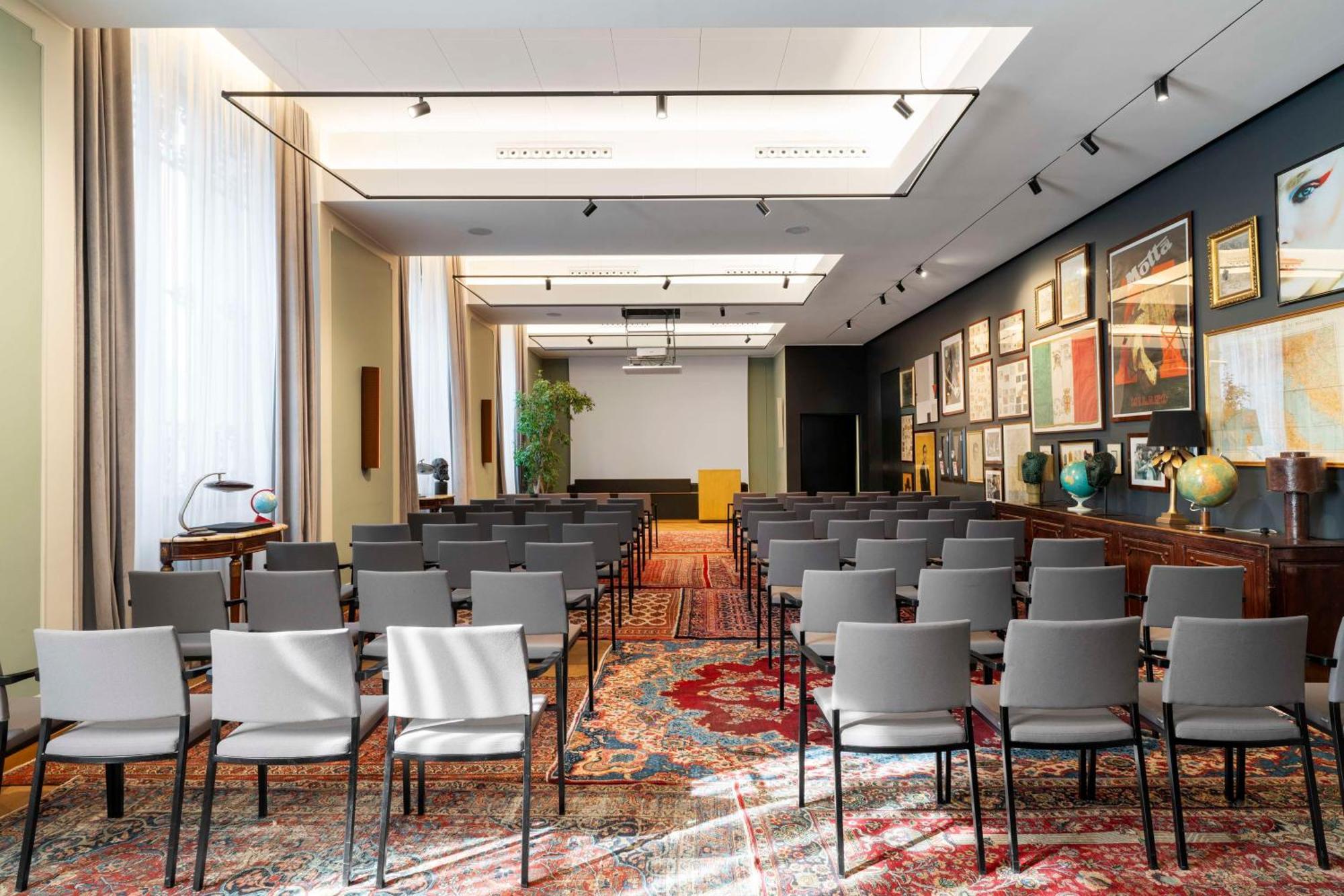 Hotel Radisson Collection Hotel, Palazzo Touring Club Milan