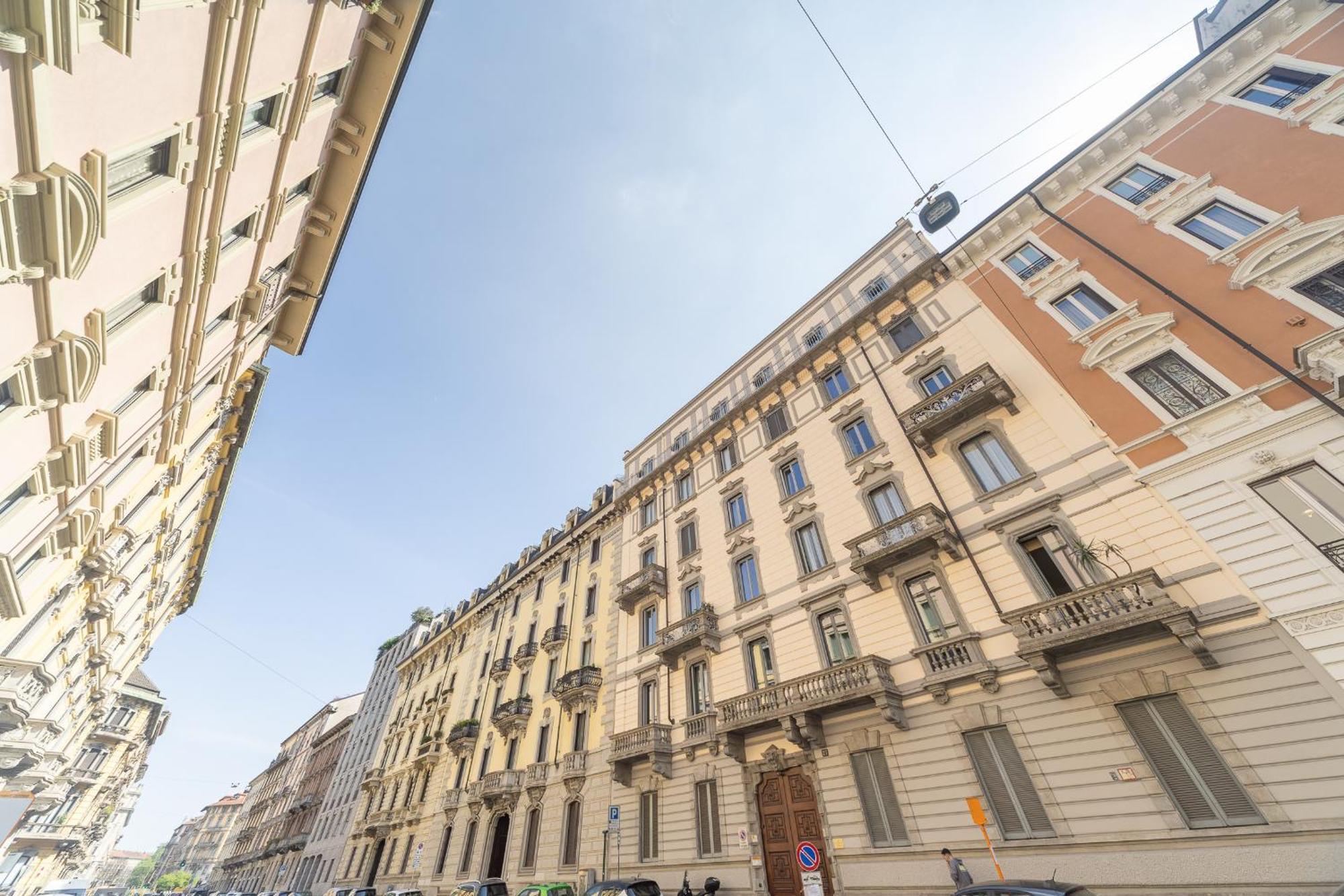 Apartment Stunning & 1bdr With Terrace In Cadorna Area By Rentopolis *