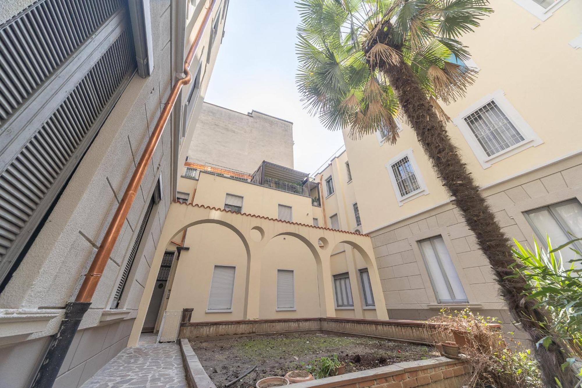 Stunning & 1bdr With Terrace In Cadorna Area By Rentopolis Apartment Milan