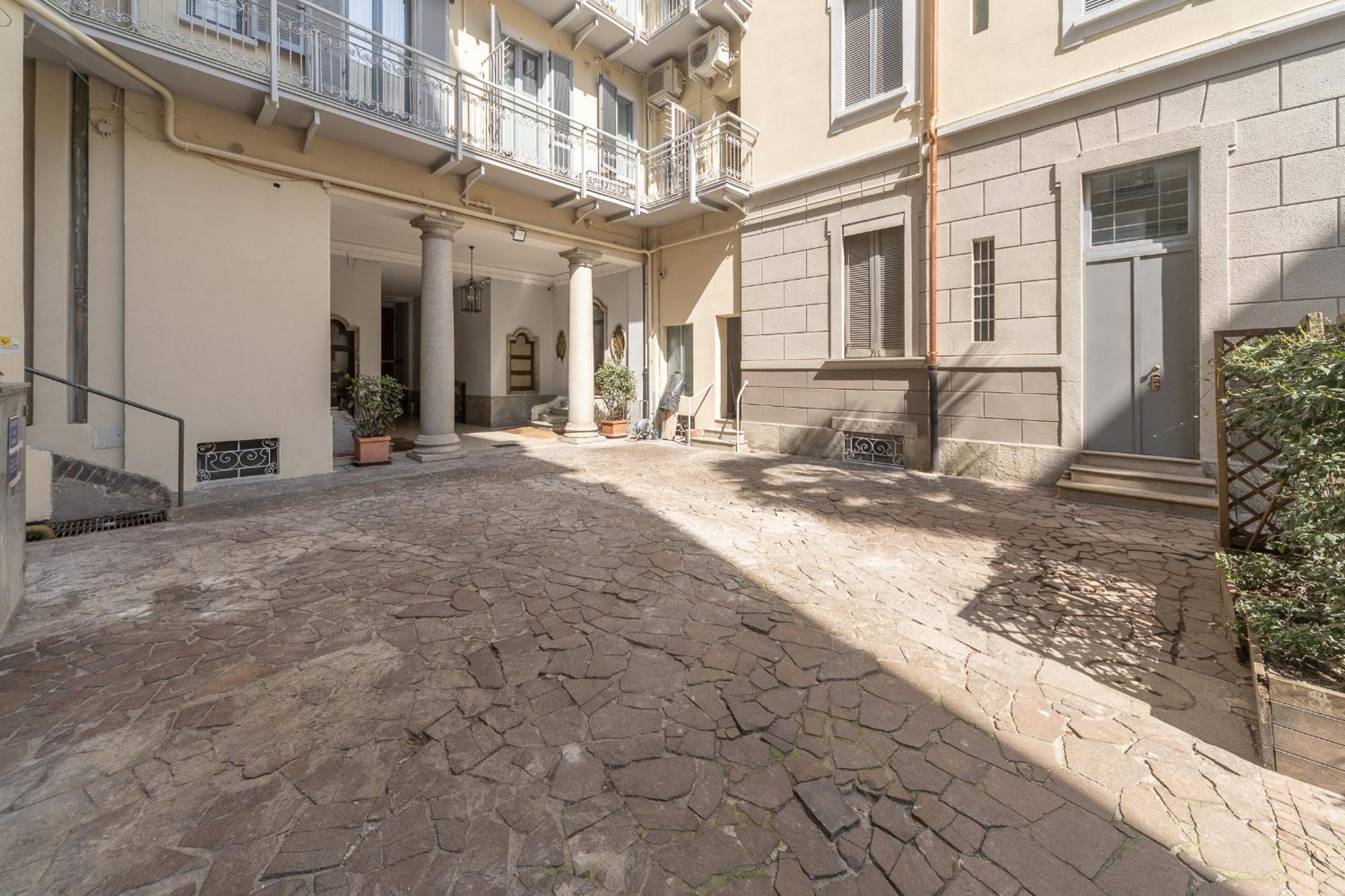 Stunning & 1bdr With Terrace In Cadorna Area By Rentopolis Apartment *