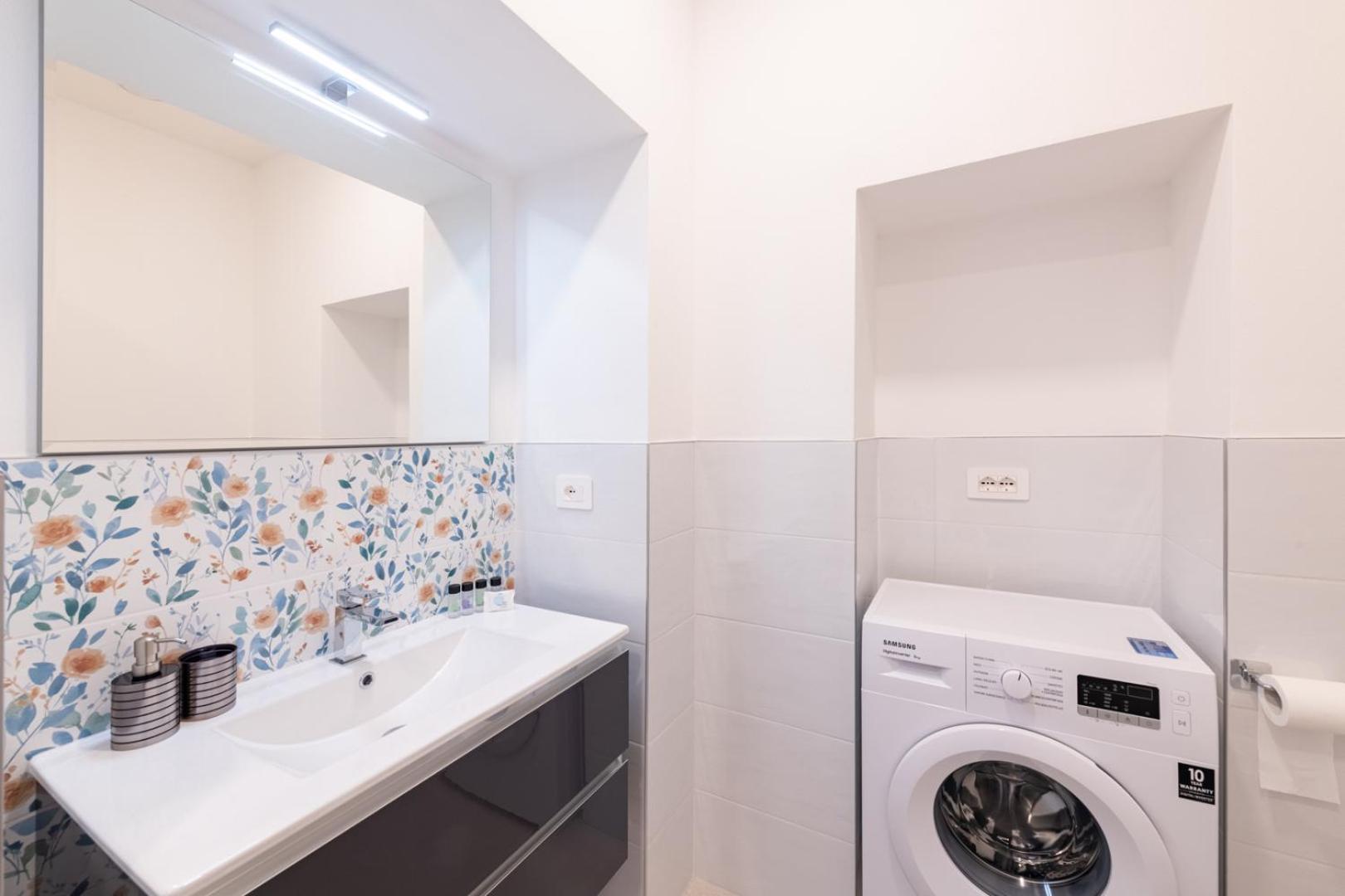 Apartment Metro M3 Duomo 10min - Design Loft Milan