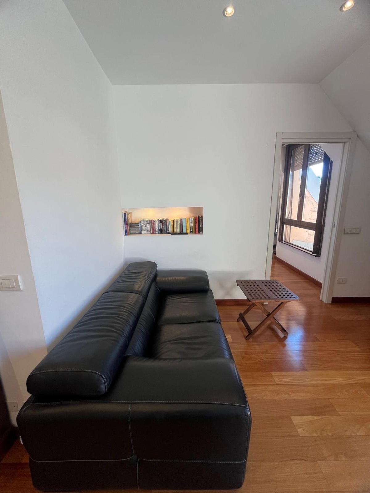Lovely And Modern Apartment *