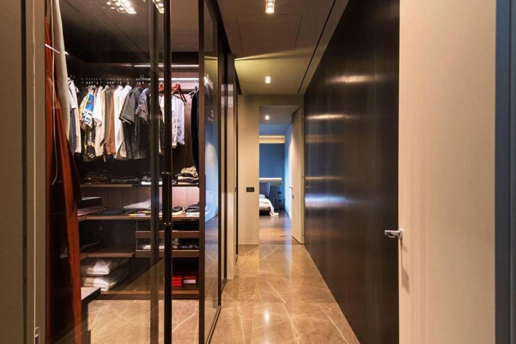 California Luxury * Milan