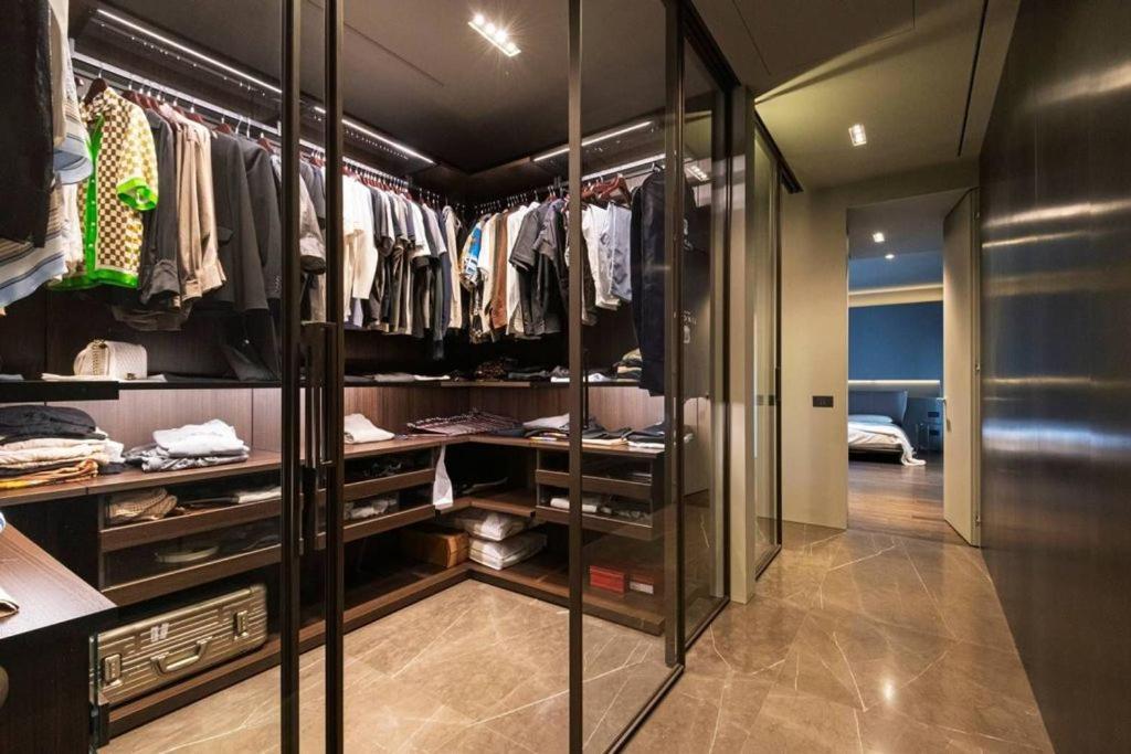 California Luxury Apartment *